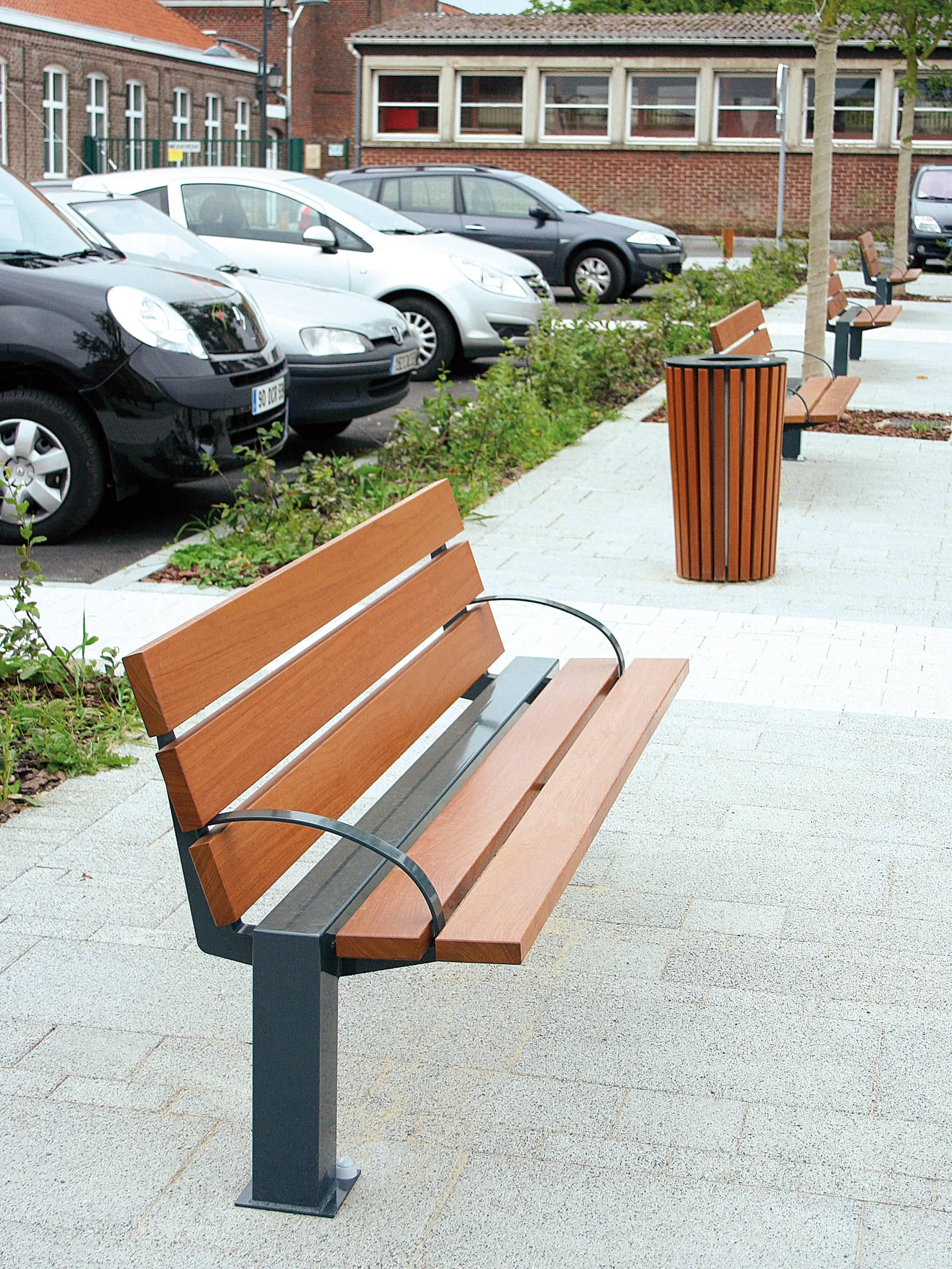 Univers et Cité - Mobilier urbain - Classico Bench