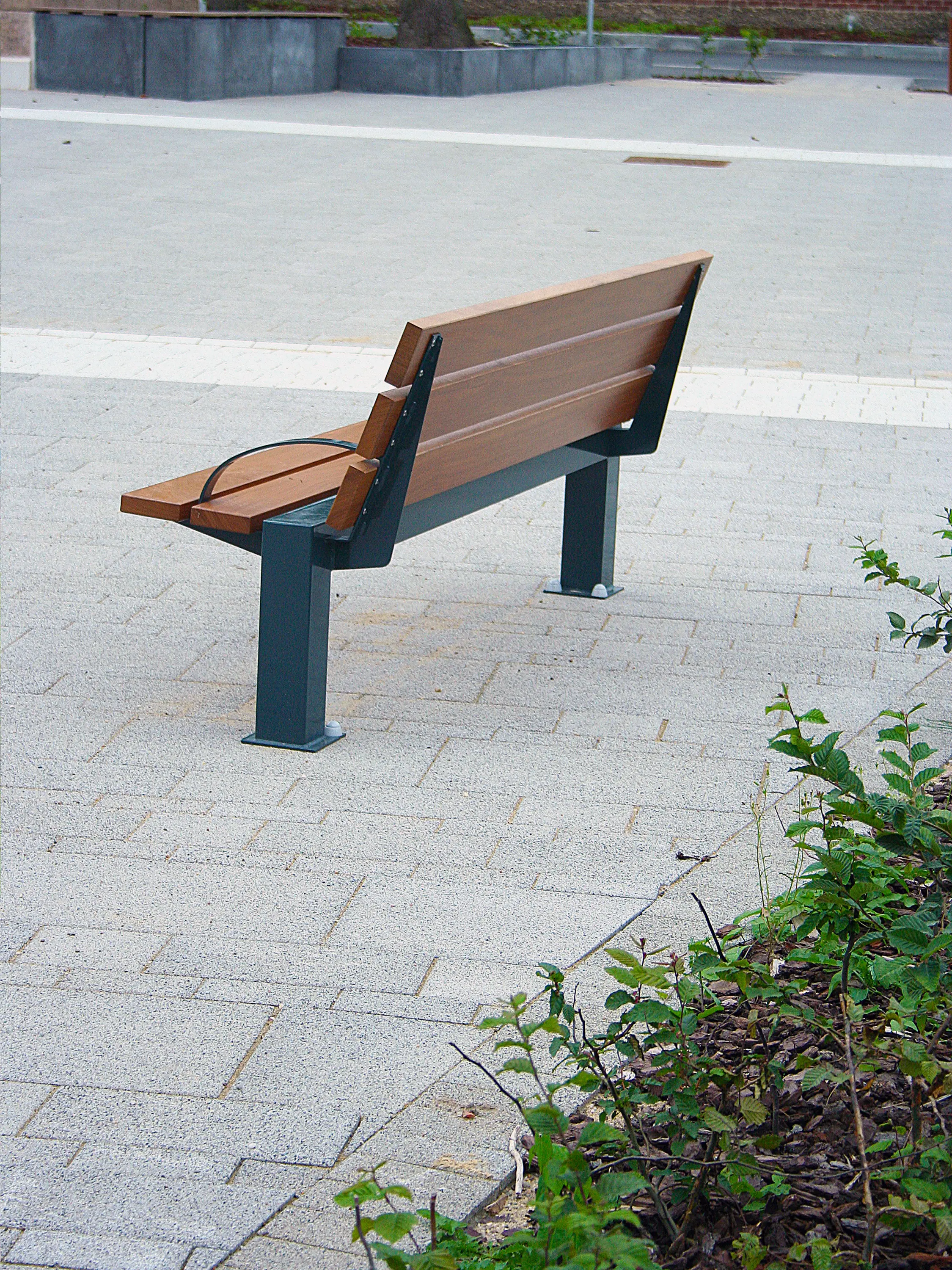 Univers et Cité - Mobilier urbain - Classico Bench