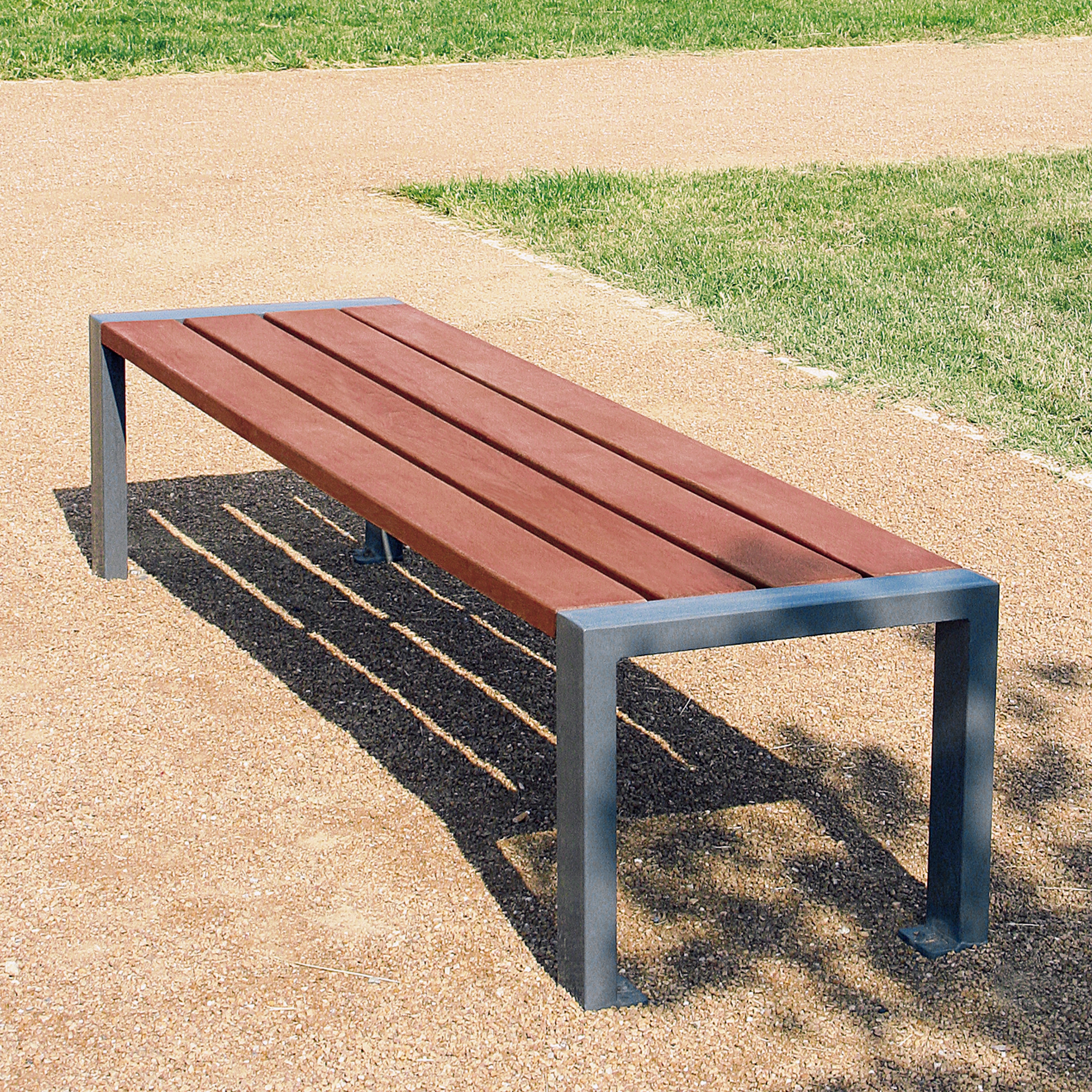 Display product Cléo Bench seat from manufacturer Univers et Cité - Mobilier urbain