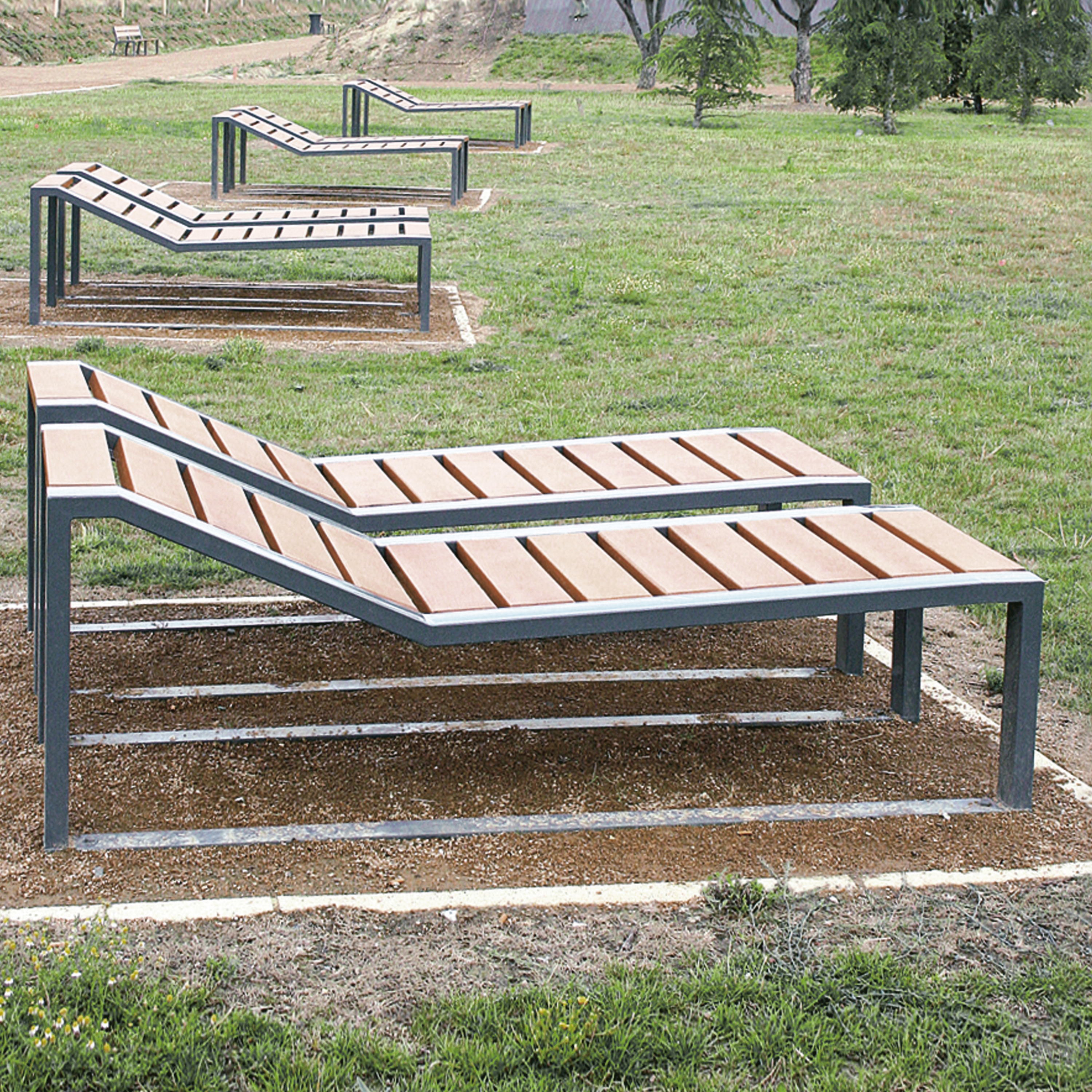 Display product Cléo Lounger from manufacturer Univers et Cité - Mobilier urbain