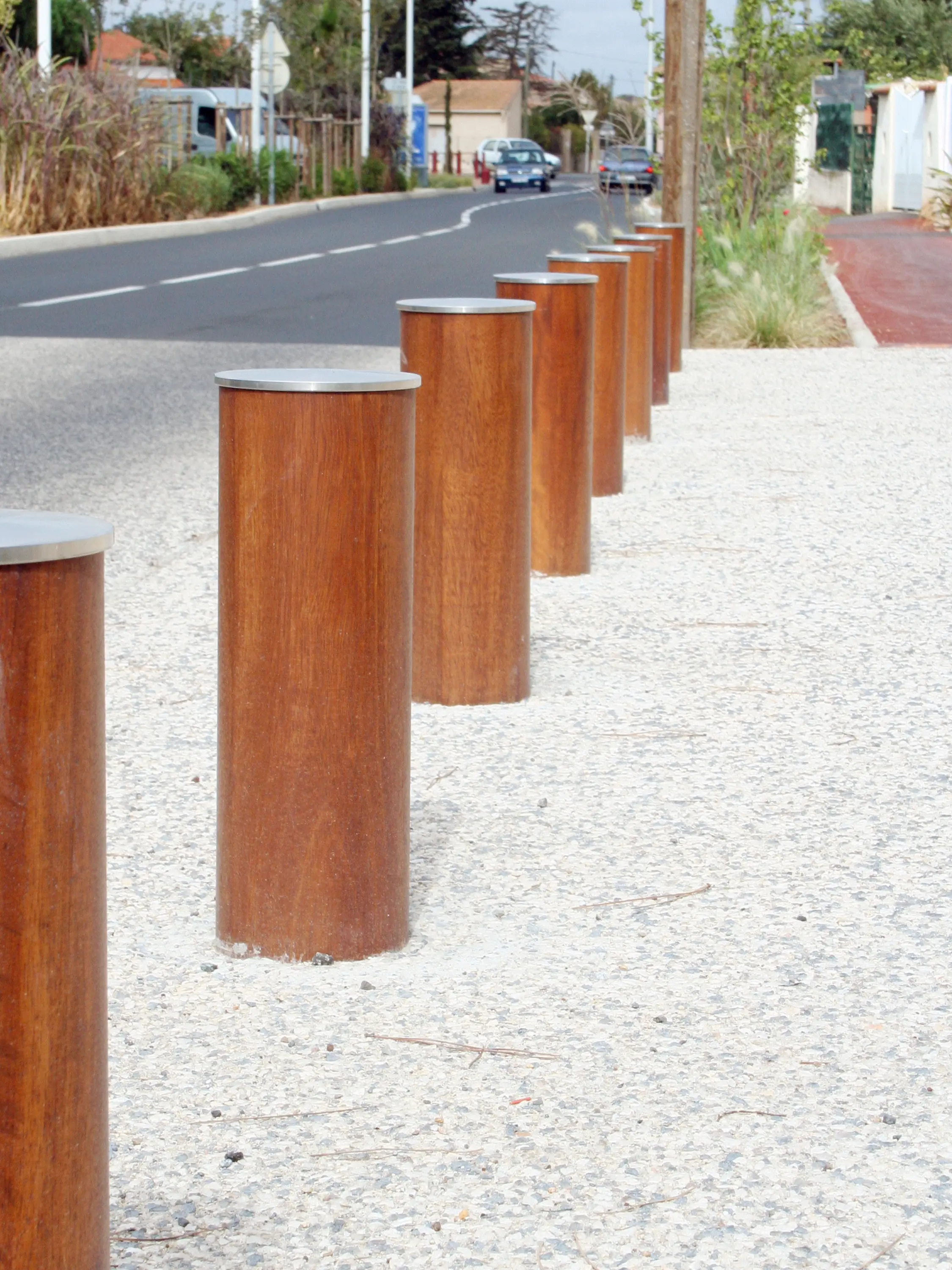 Univers et Cité - Mobilier urbain - Exotica Bollard