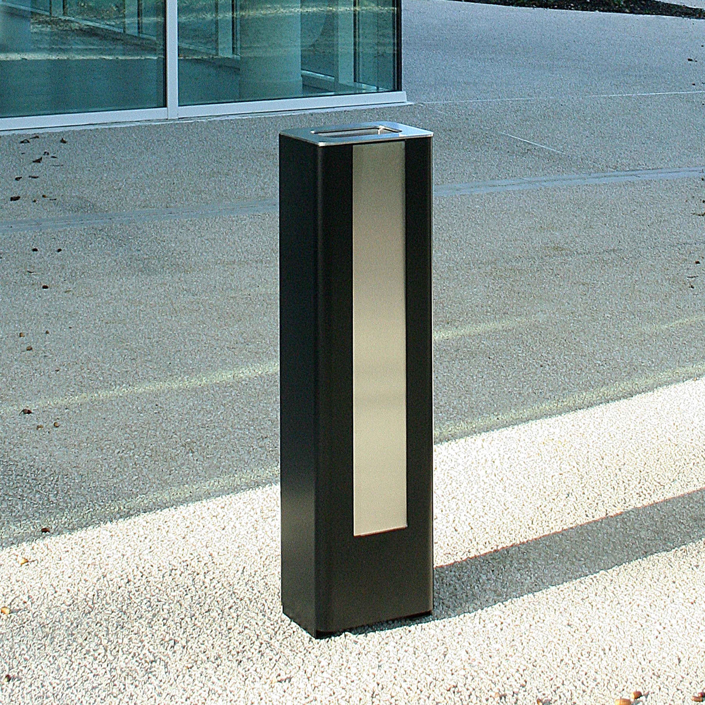 Display product Fusion Ashtray from manufacturer Univers et Cité - Mobilier urbain