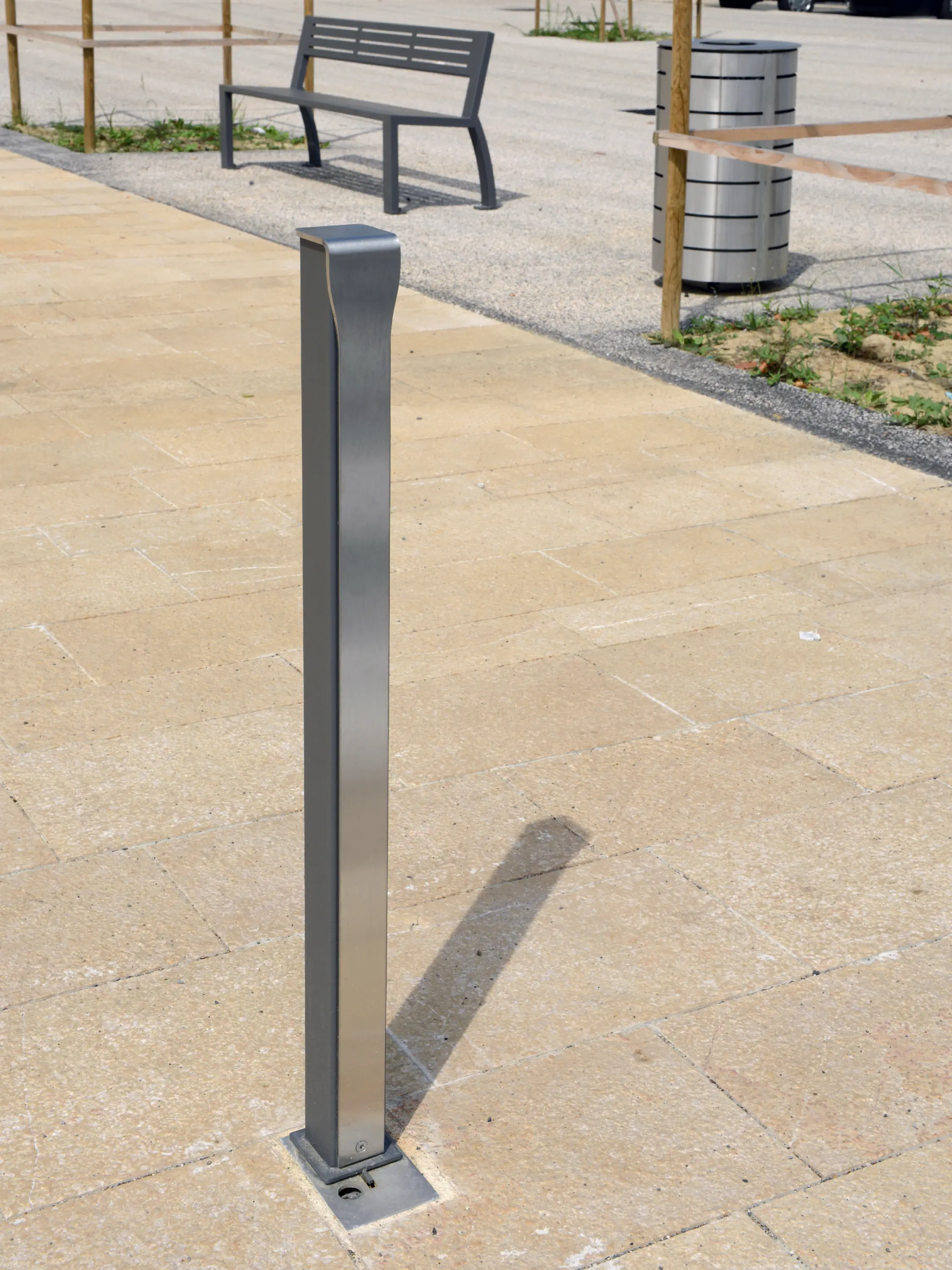Univers et Cité - Mobilier urbain - Fusion Post