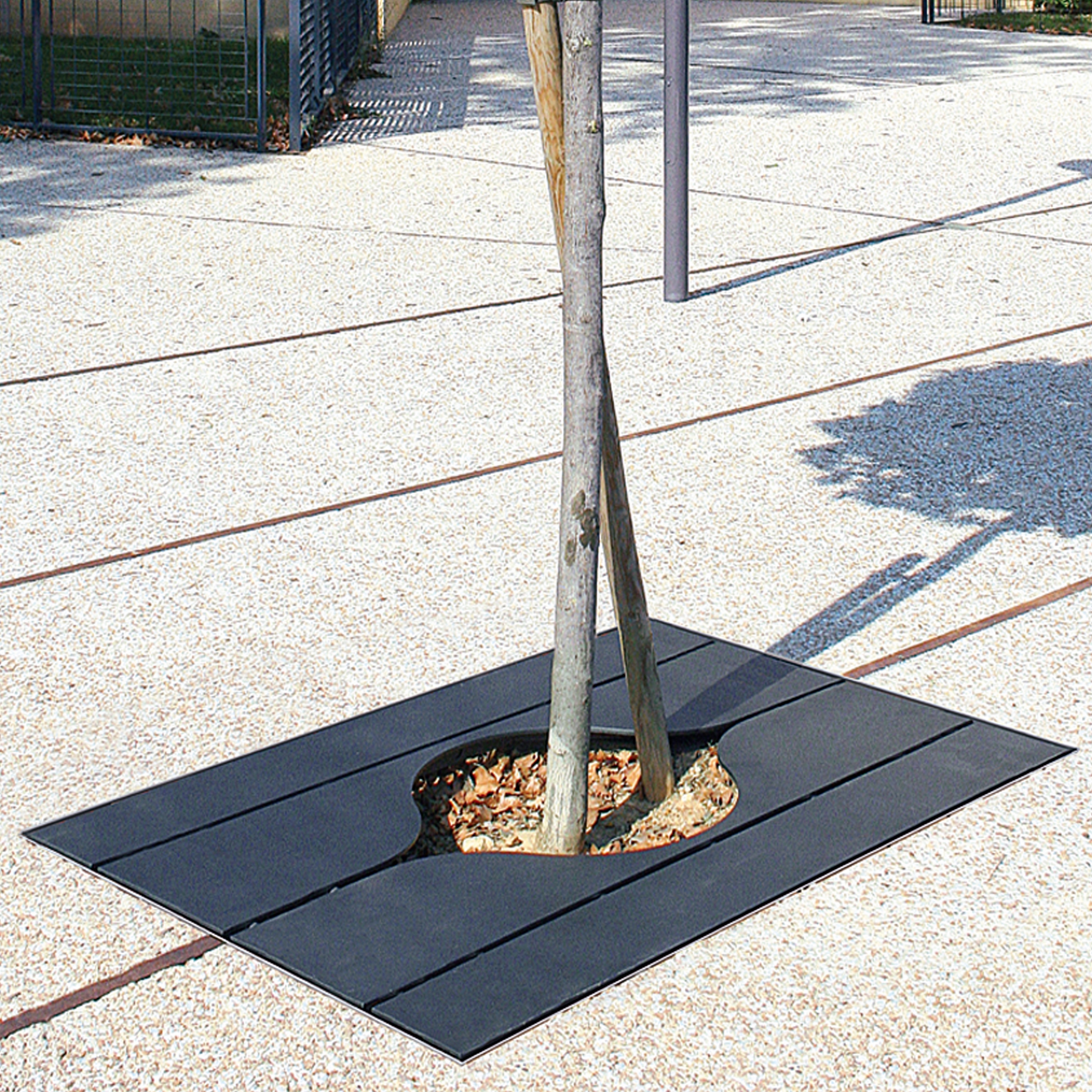 Display product Link Tree Grates from manufacturer Univers et Cité - Mobilier urbain