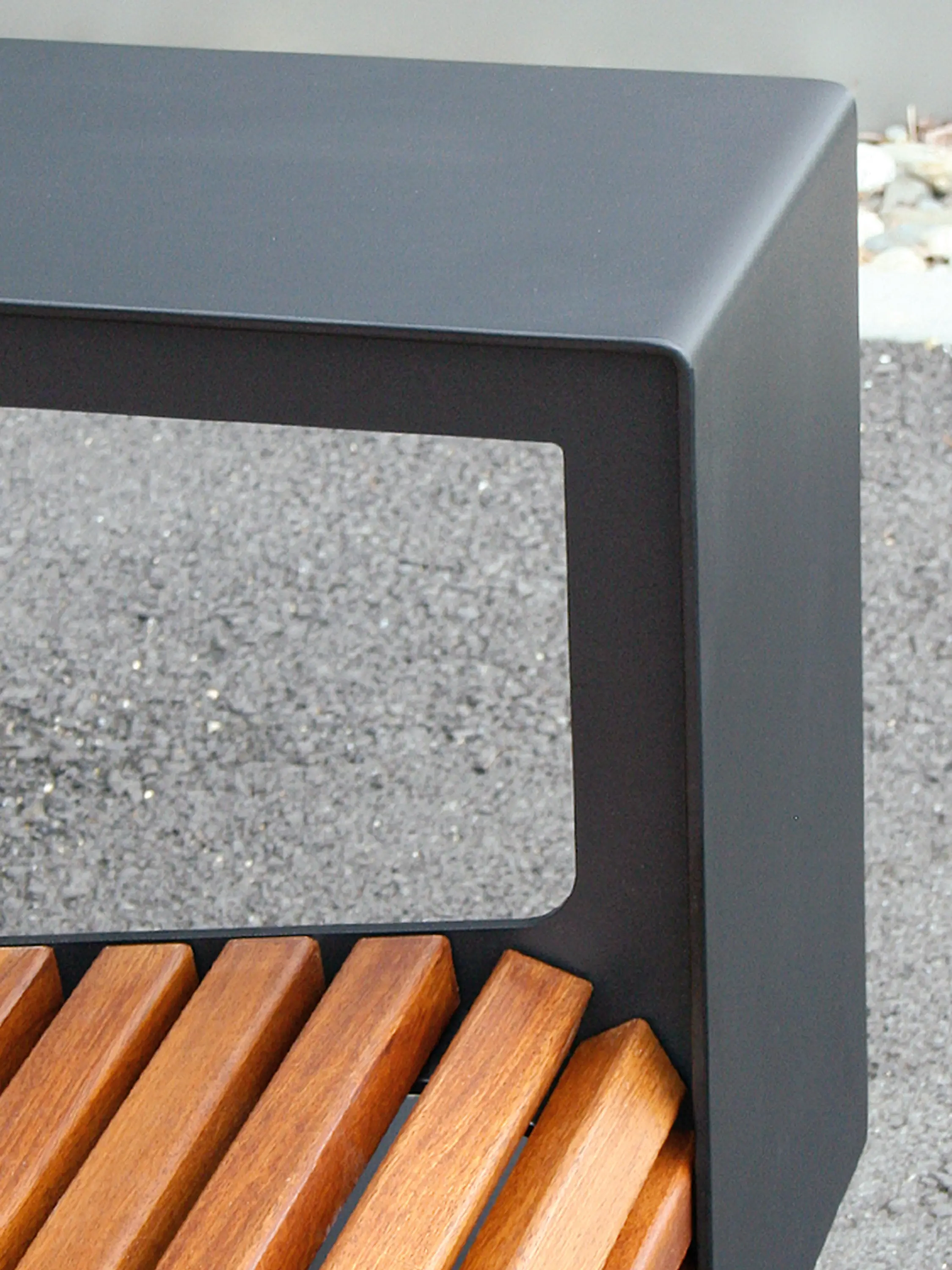 Univers et Cité - Mobilier urbain - Néo Bench