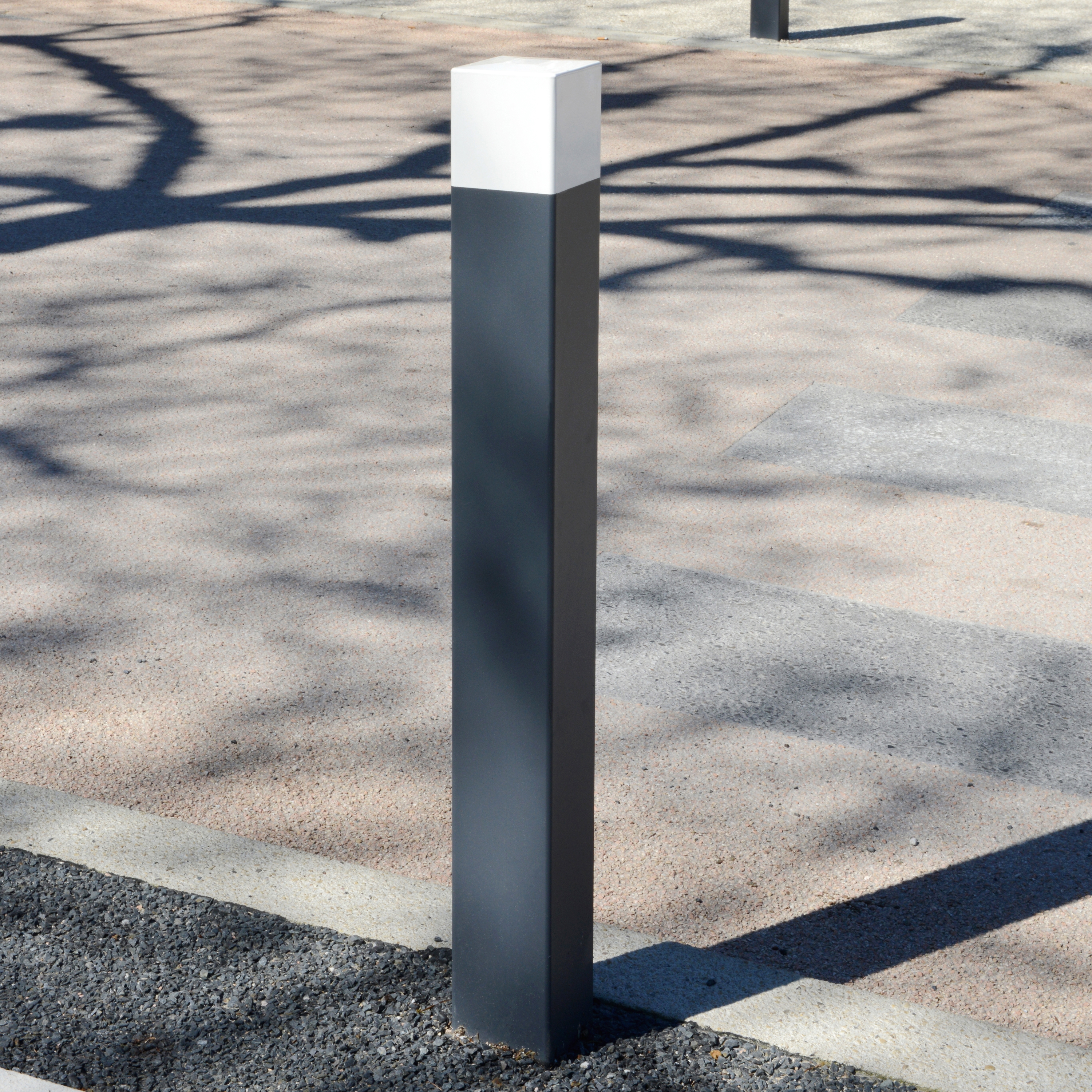 Display product Néo Bollard from manufacturer Univers et Cité - Mobilier urbain