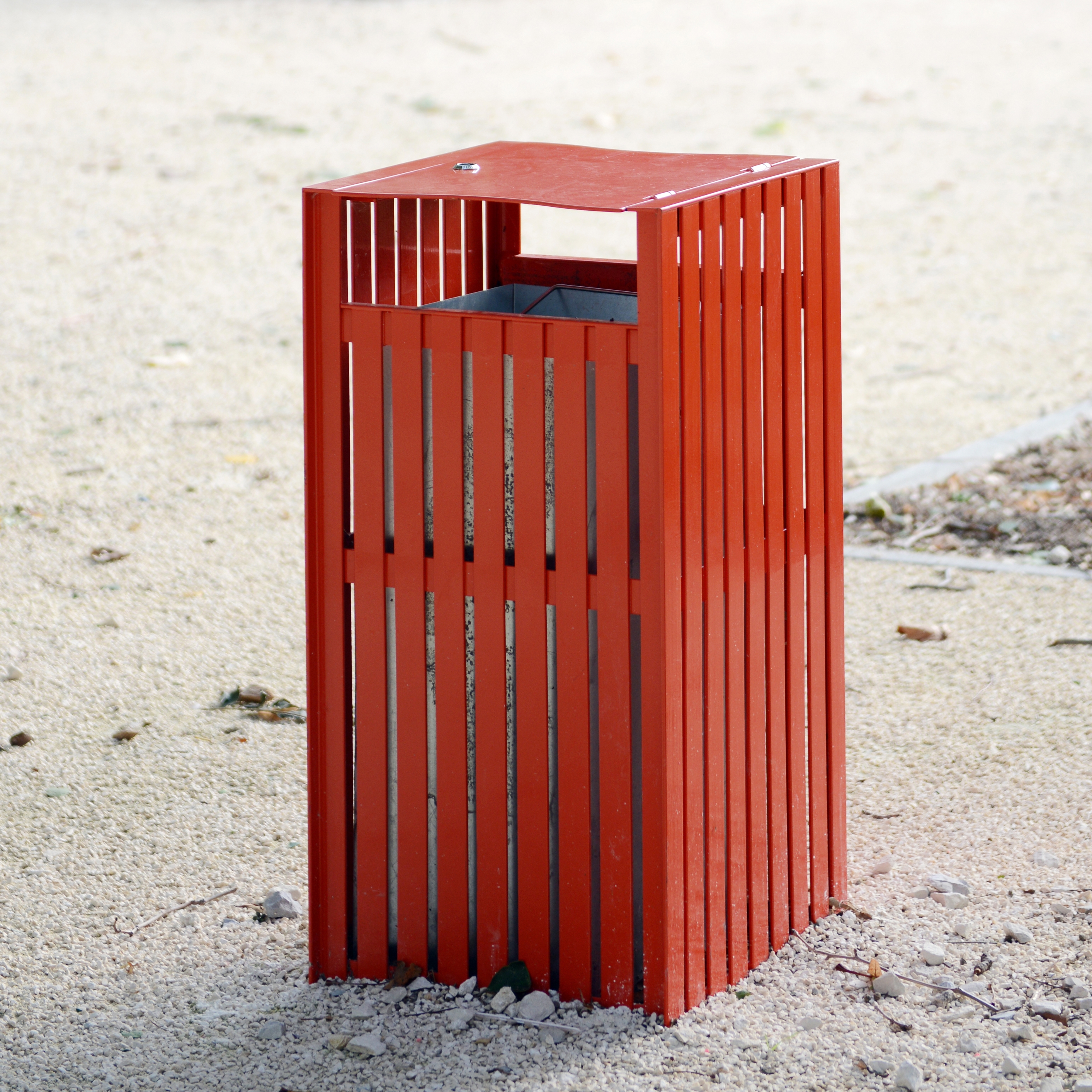 Display product Synergie Bin from manufacturer Univers et Cité - Mobilier urbain