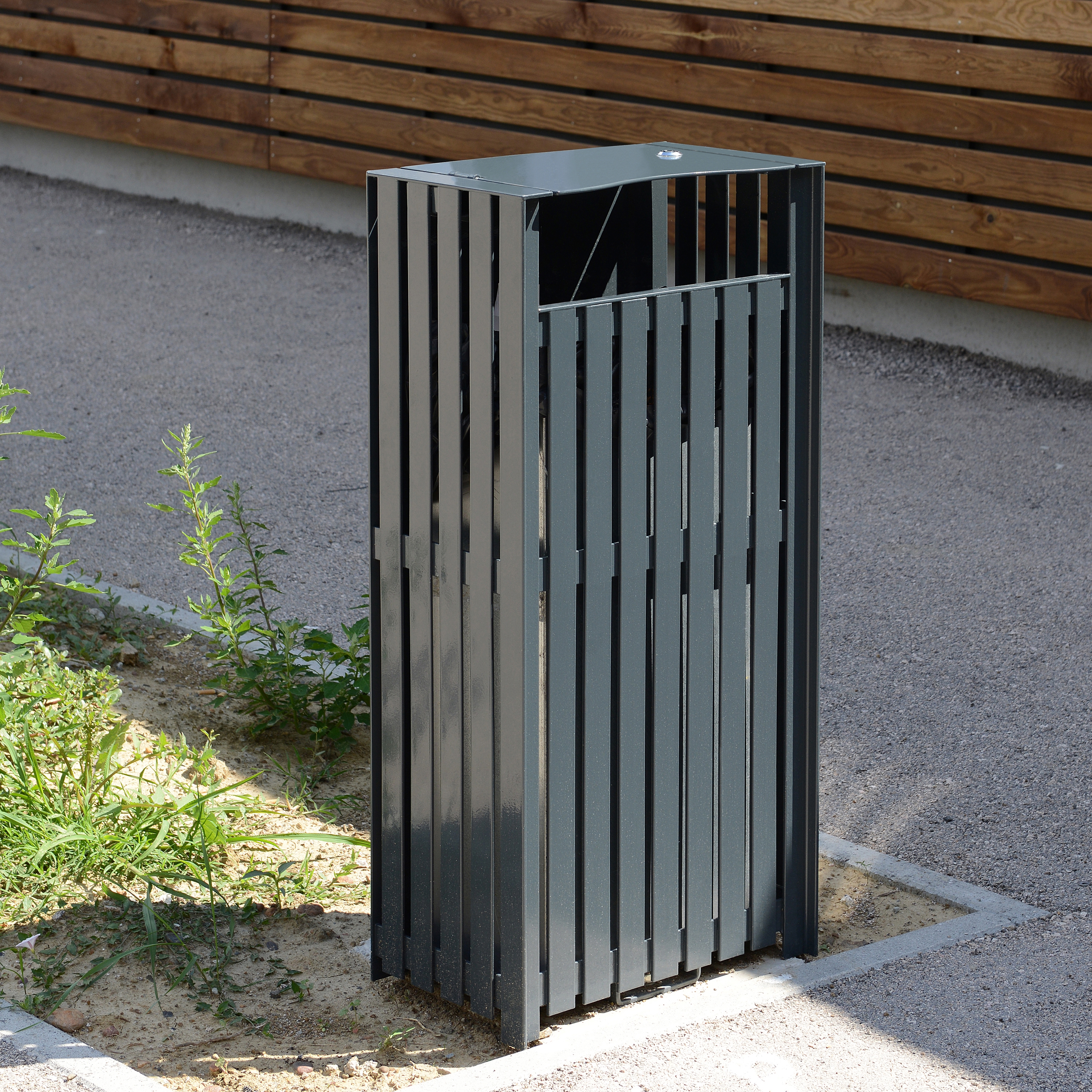 Display product Synergie Bin from manufacturer Univers et Cité - Mobilier urbain