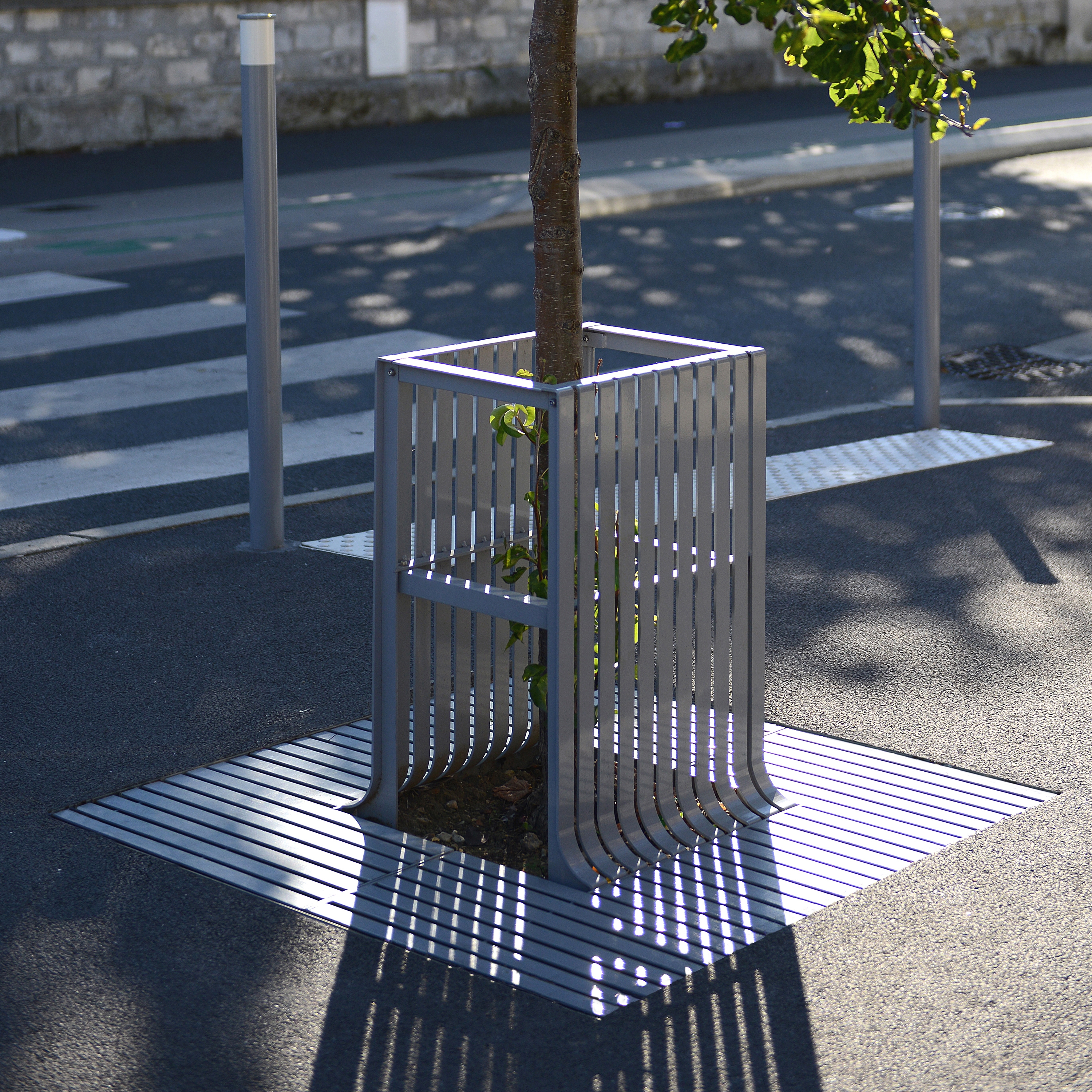 Display product Synergie Tree Guard from manufacturer Univers et Cité - Mobilier urbain