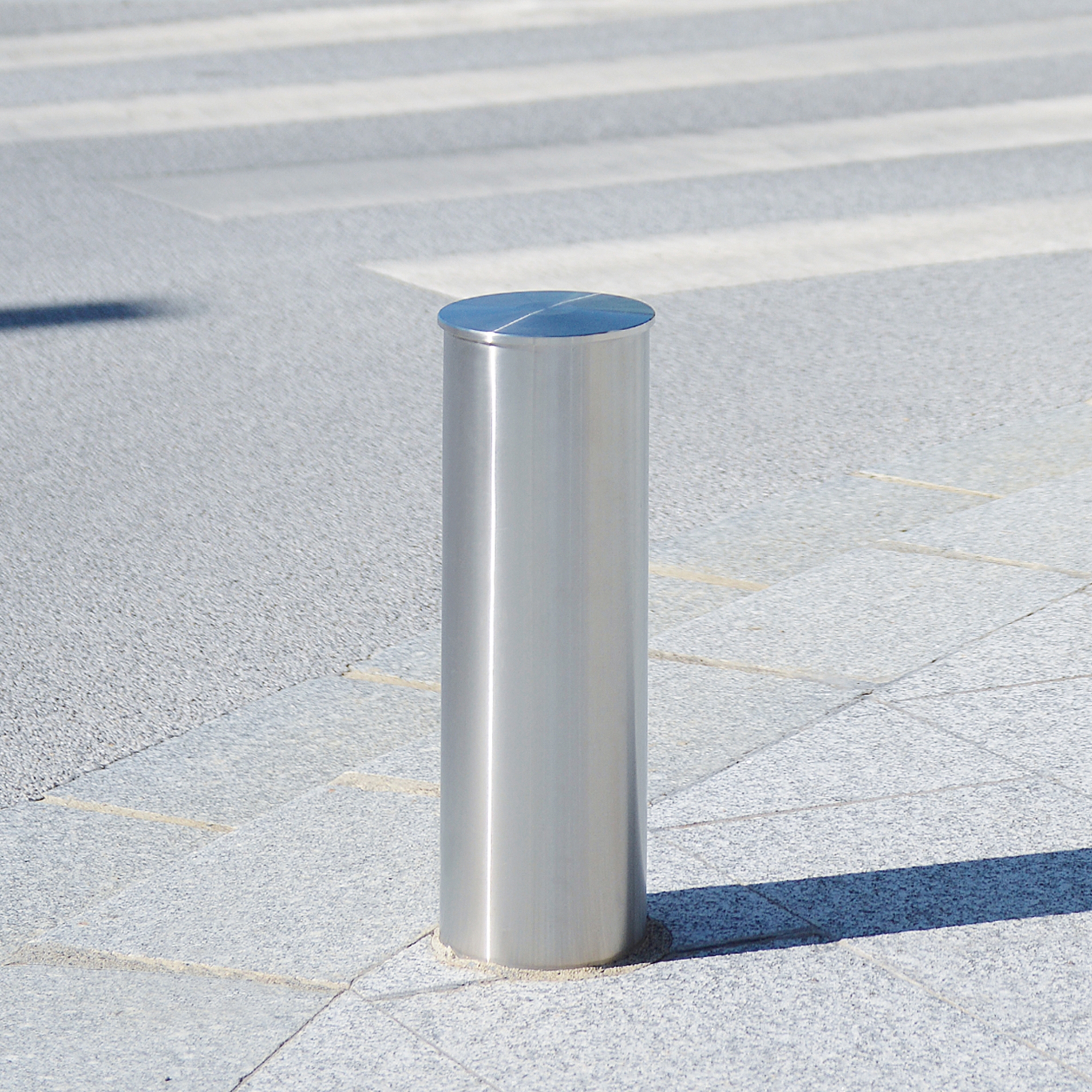 Mostra il prodotto Vision Bollard del produttore Univers et Cité - Mobilier urbain