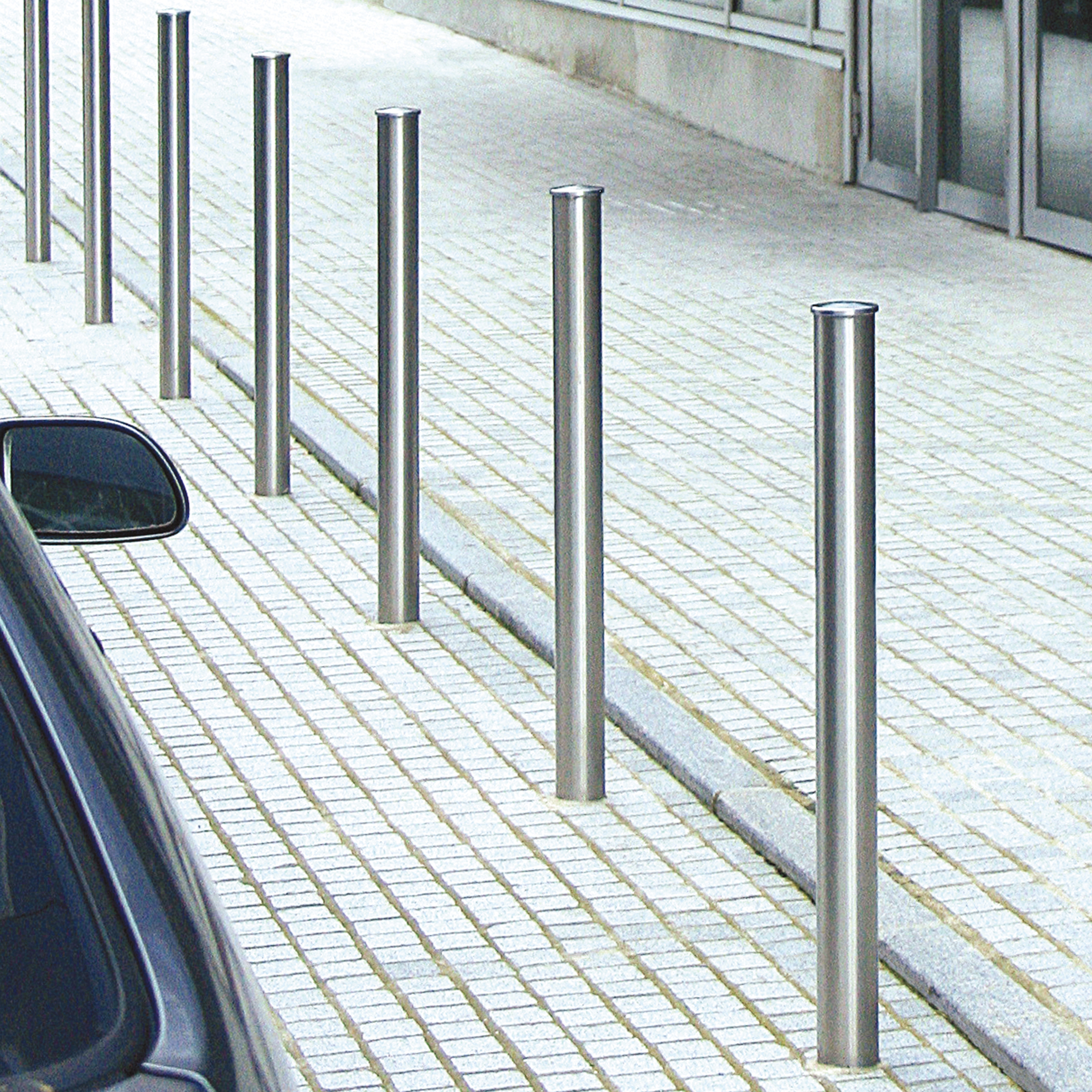 Display product Vision Post from manufacturer Univers et Cité - Mobilier urbain