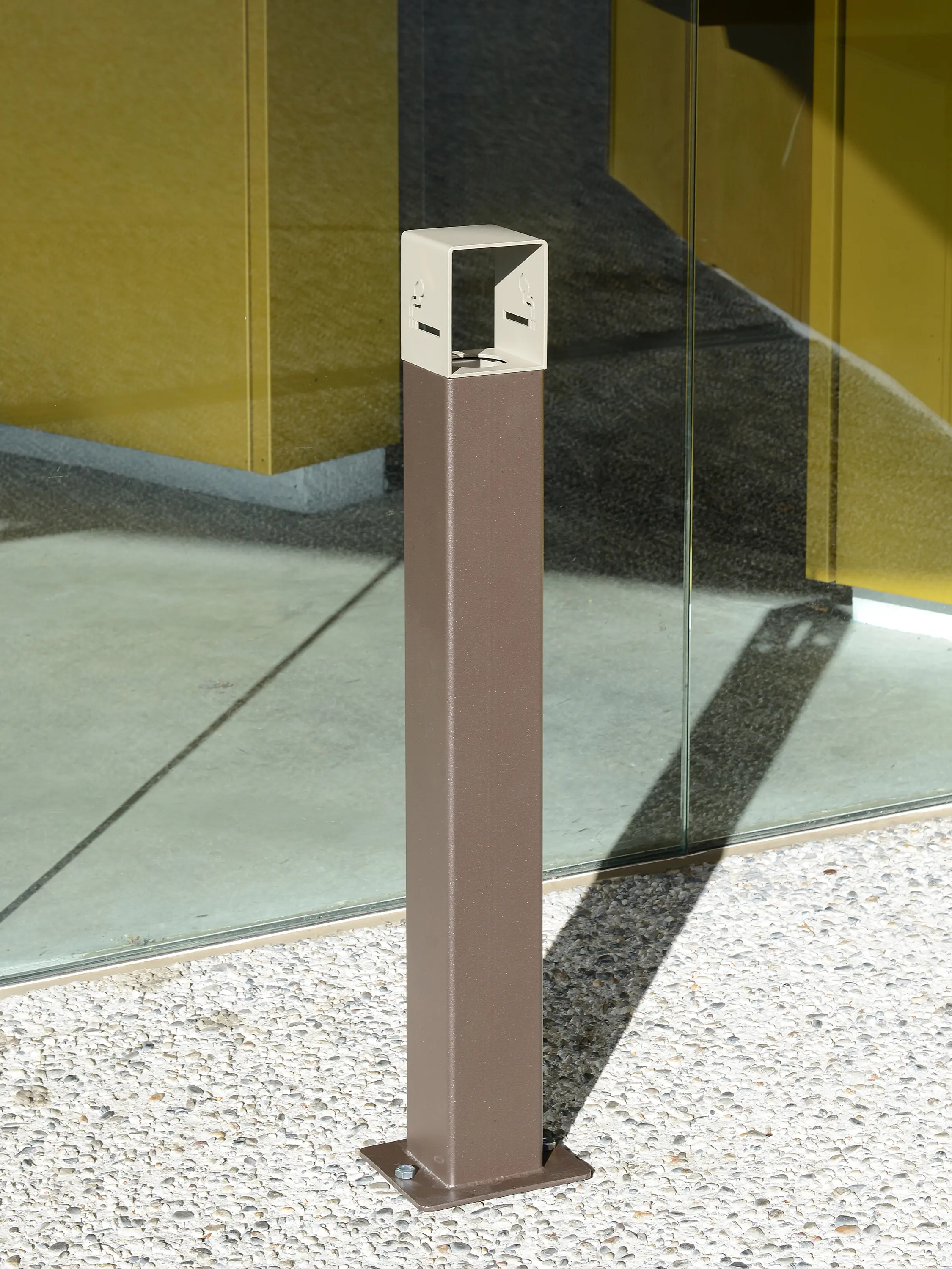 gallery-slide-0