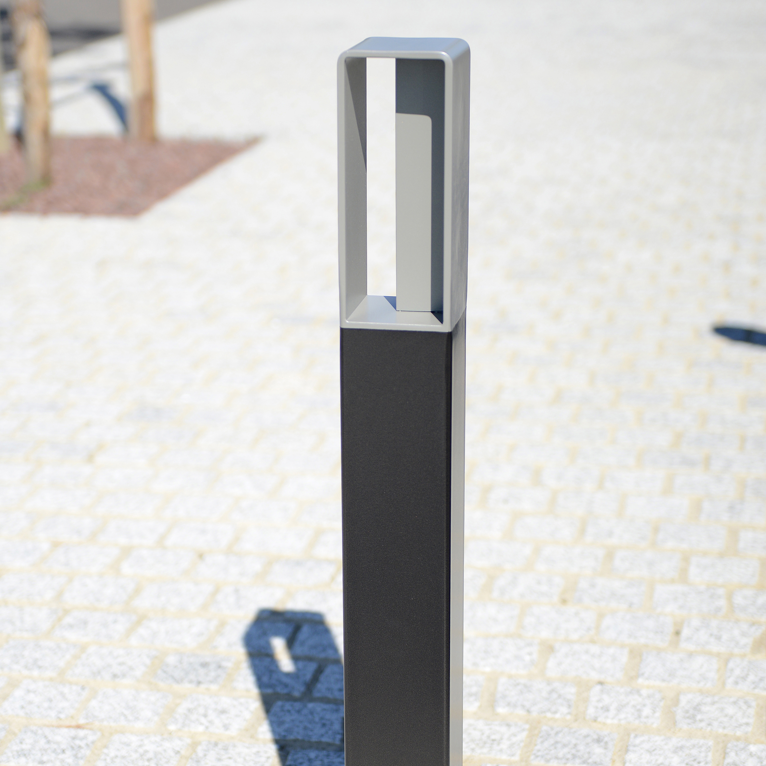 Display product Zéo Bollard from manufacturer Univers et Cité - Mobilier urbain