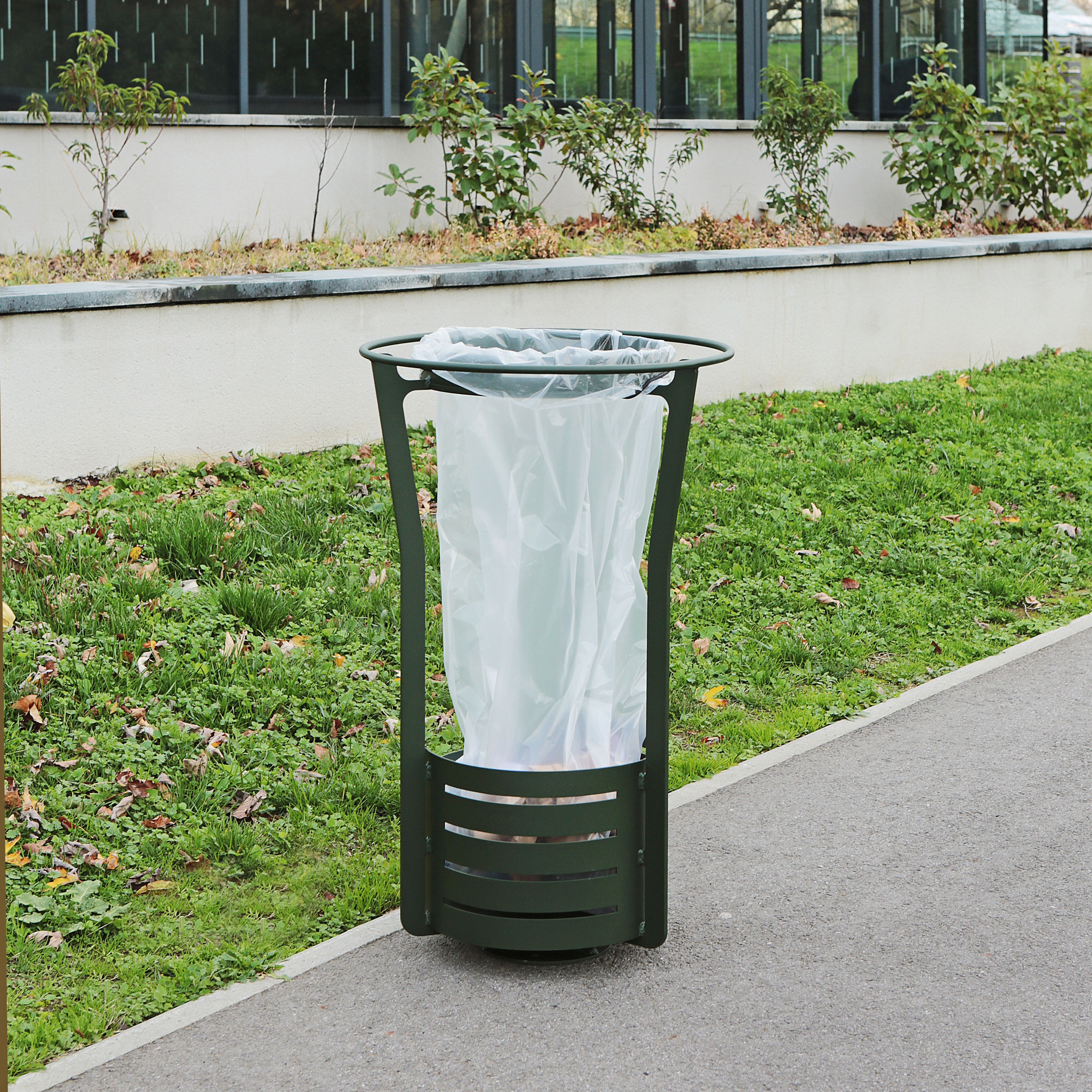 Mostra il prodotto Dock Bin del produttore Univers et Cité - Mobilier urbain