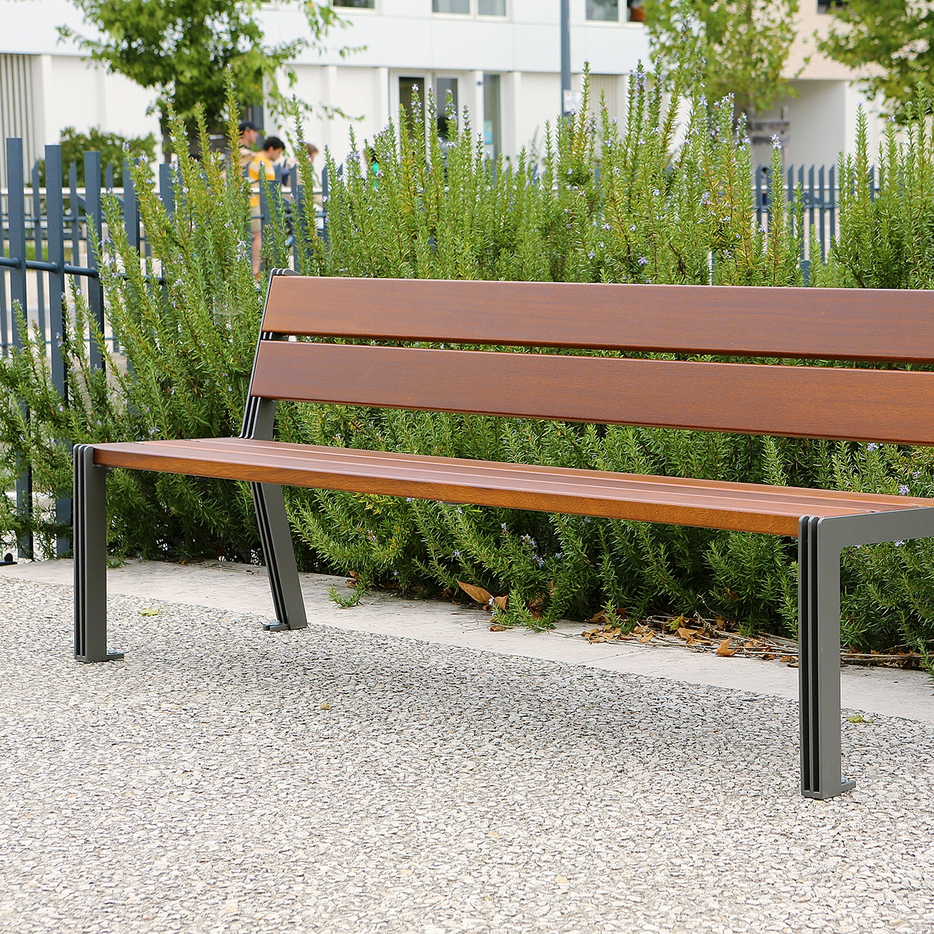 Display product Arlo Bench from manufacturer Univers et Cité - Mobilier urbain