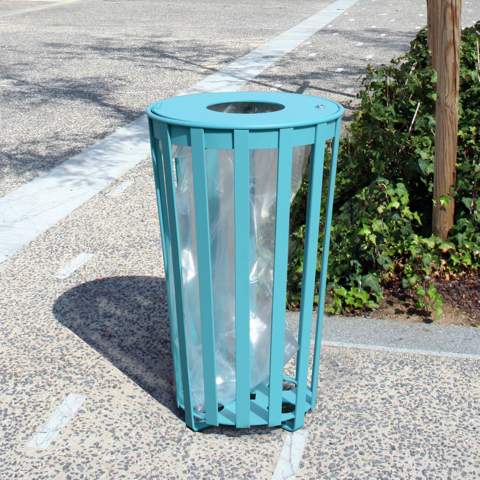 Mostra il prodotto Silo Bin del produttore Univers et Cité - Mobilier urbain