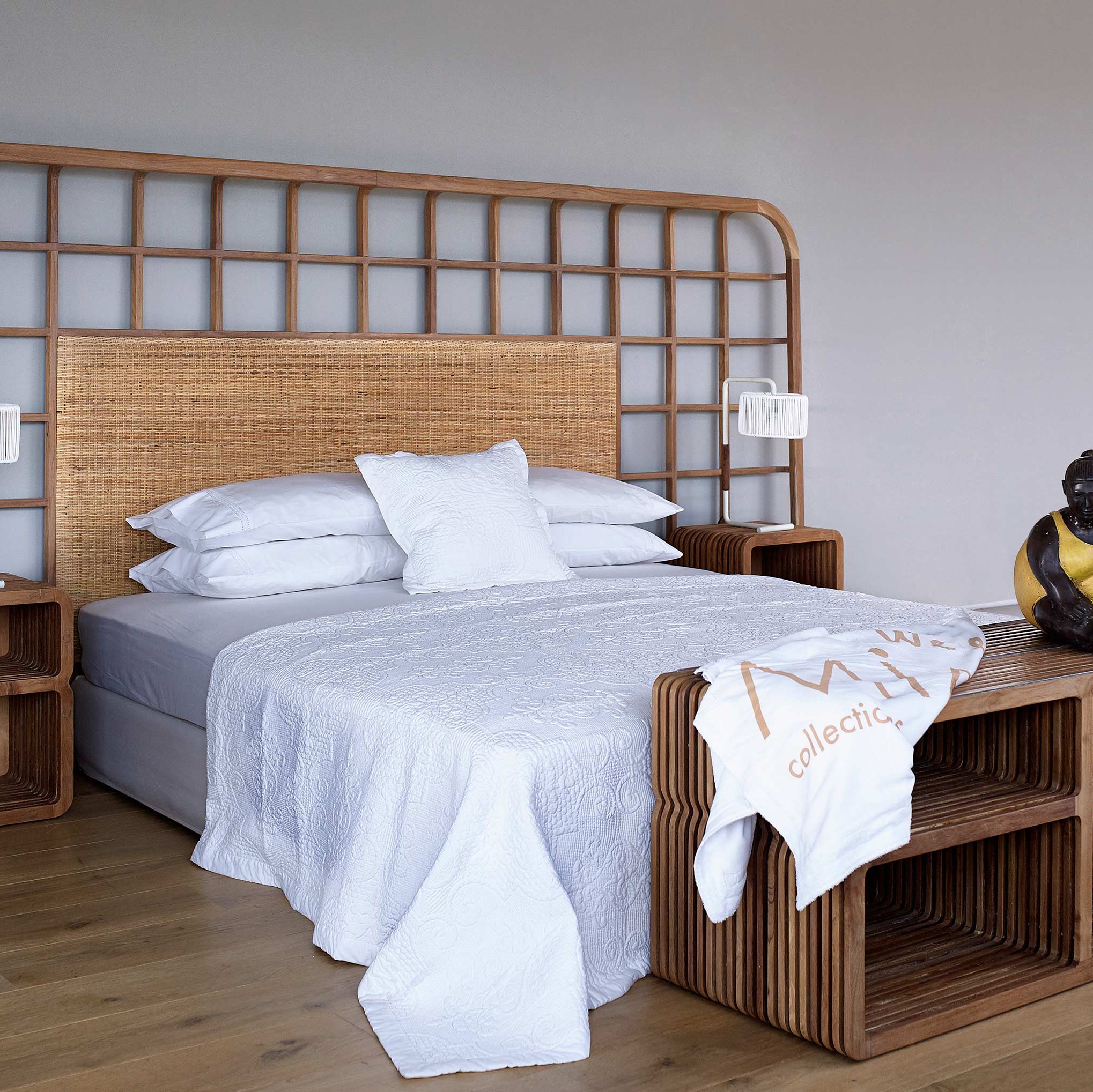 Display product Milano Cage Bed - teak from manufacturer MARY&