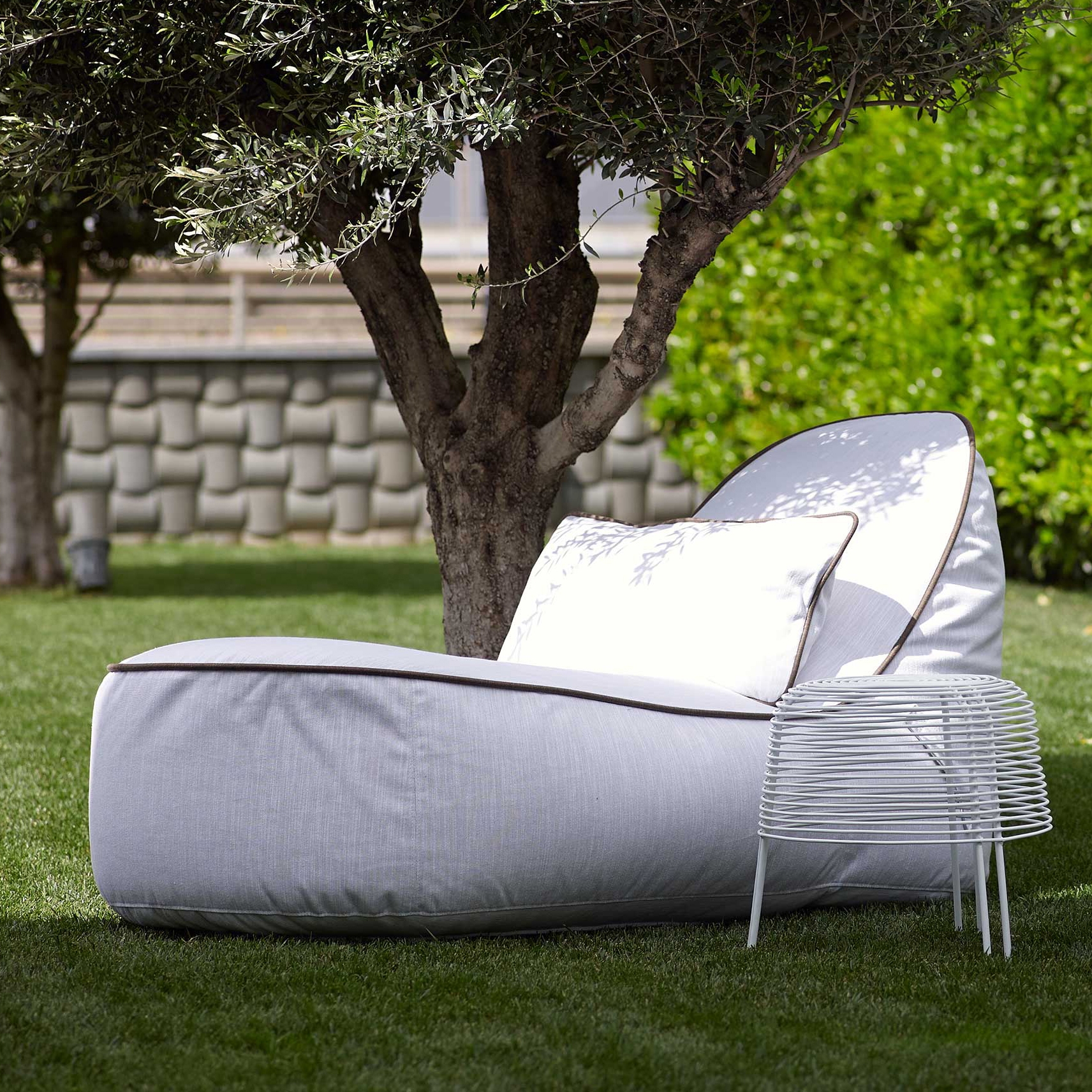 Display product Milano Banana Lounger from manufacturer MARY&