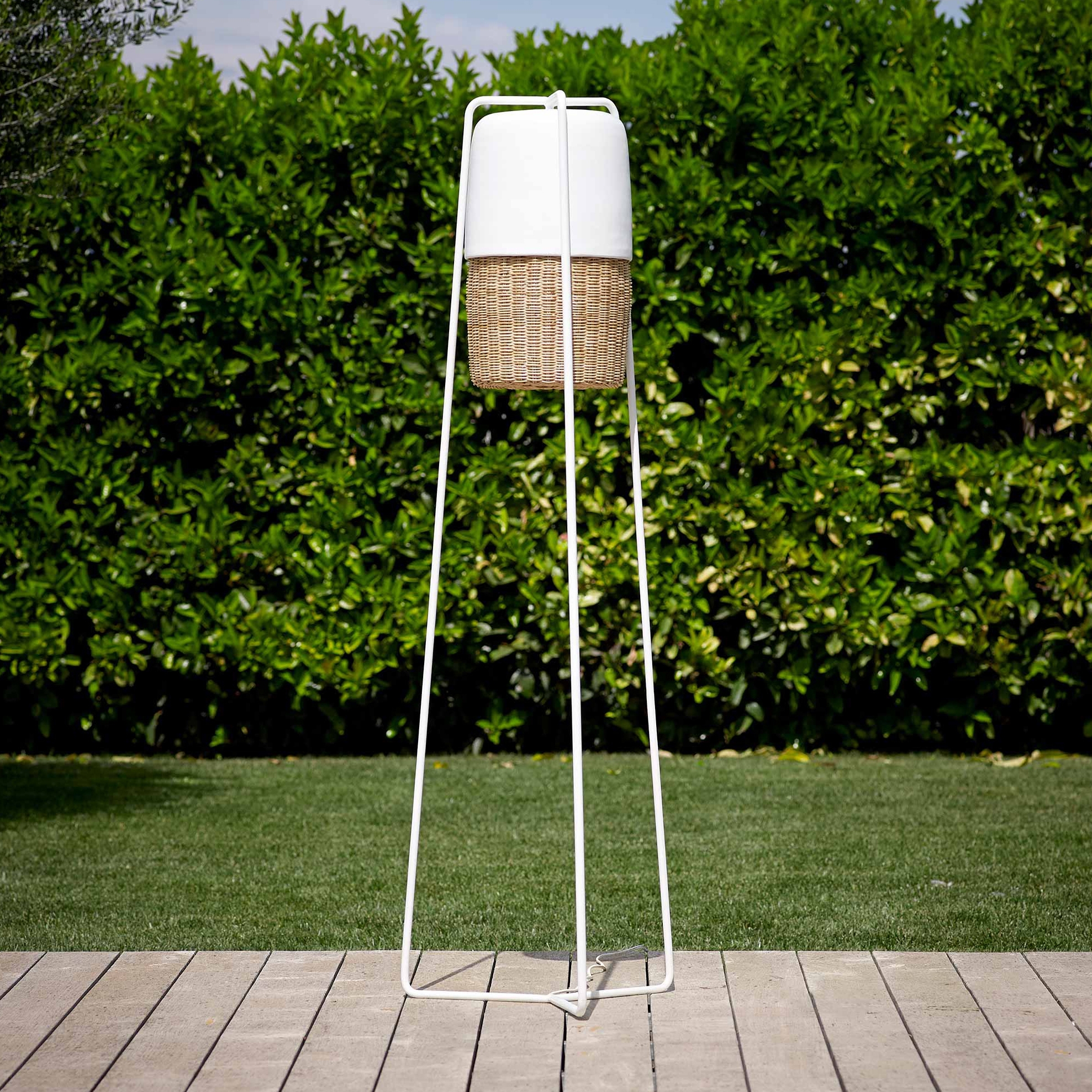 Display product Milano Standing Lamp Weaved Iron from manufacturer MARY&