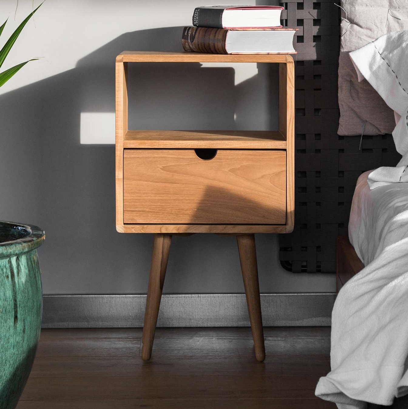 Display product Minerva Night Table from manufacturer MARY&