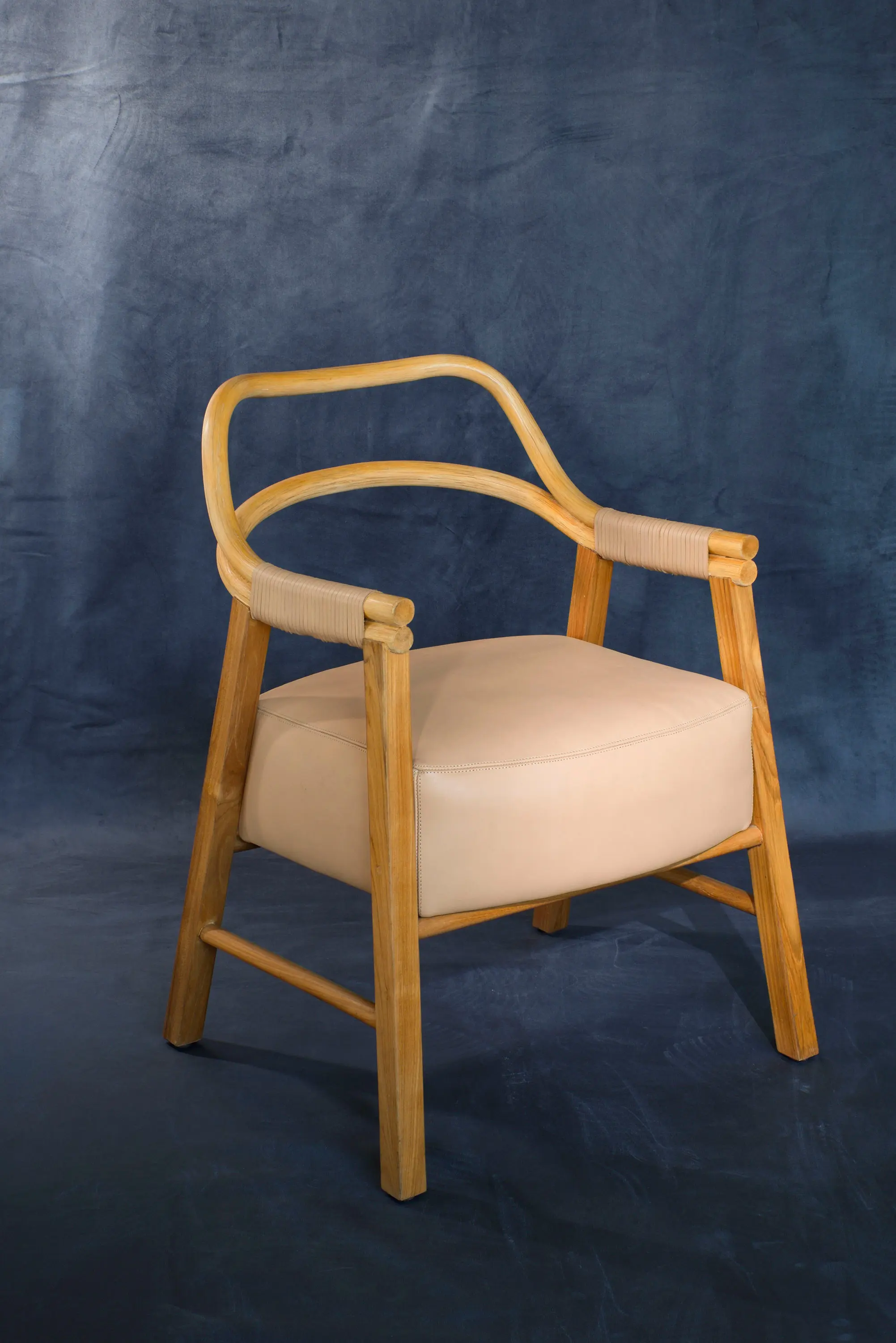 MARY& - Float Armchair - leather