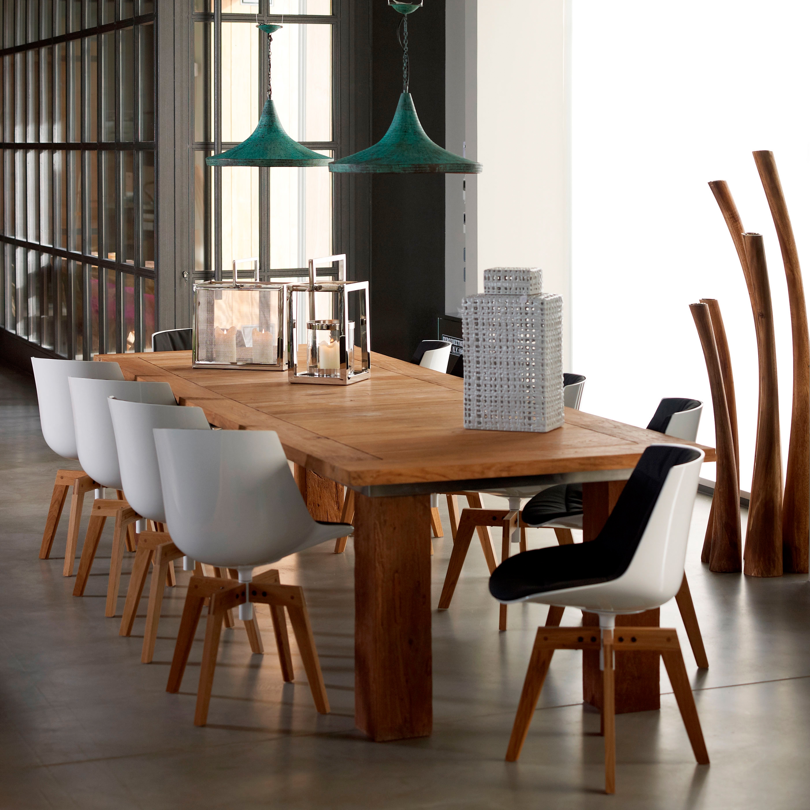 Display product mary's design mood | Gyalo Dining Table - teak from manufacturer MARY&