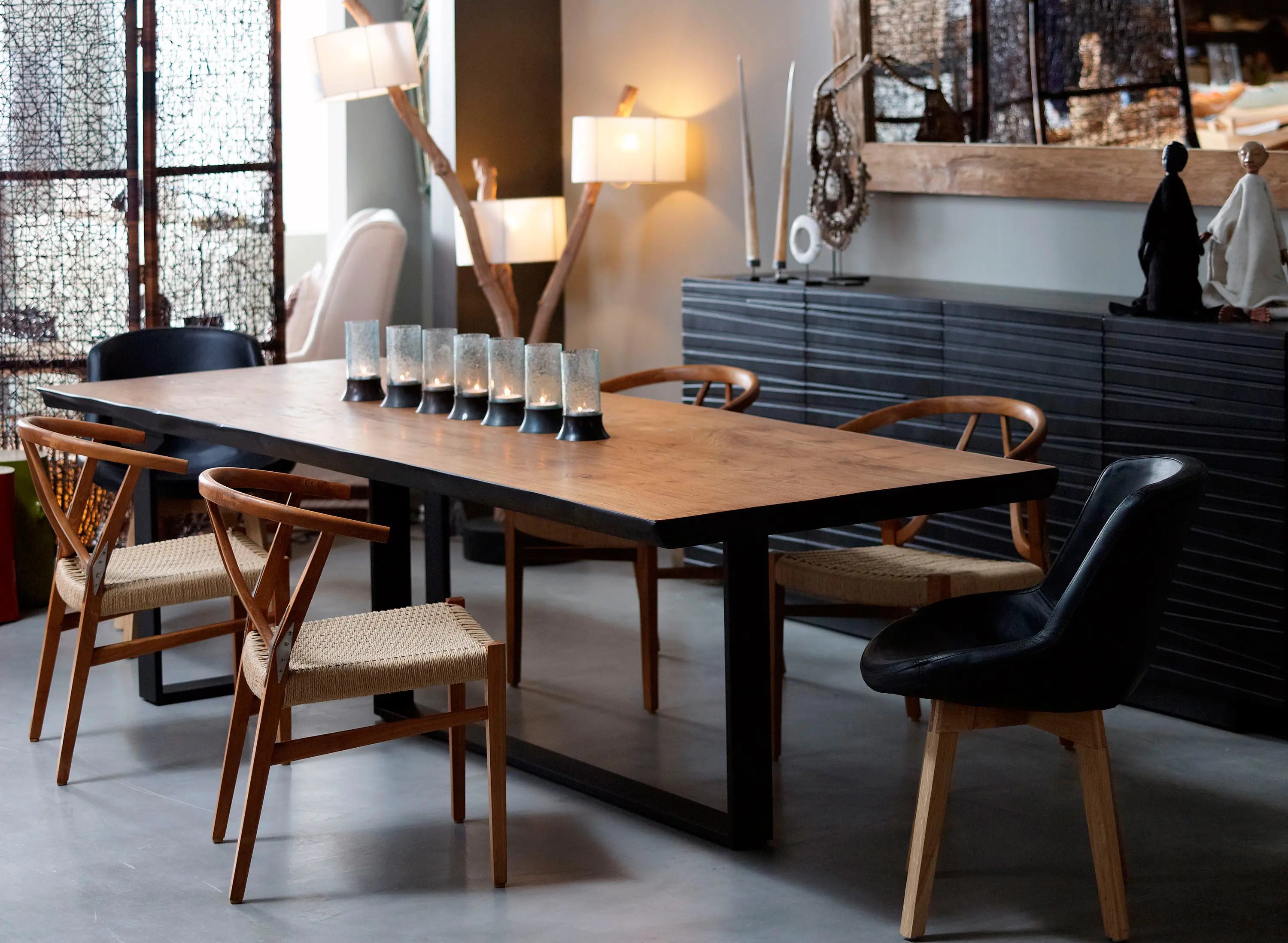 MARY& - mary's design mood | Ioannis Dining Table - teak top/iron base