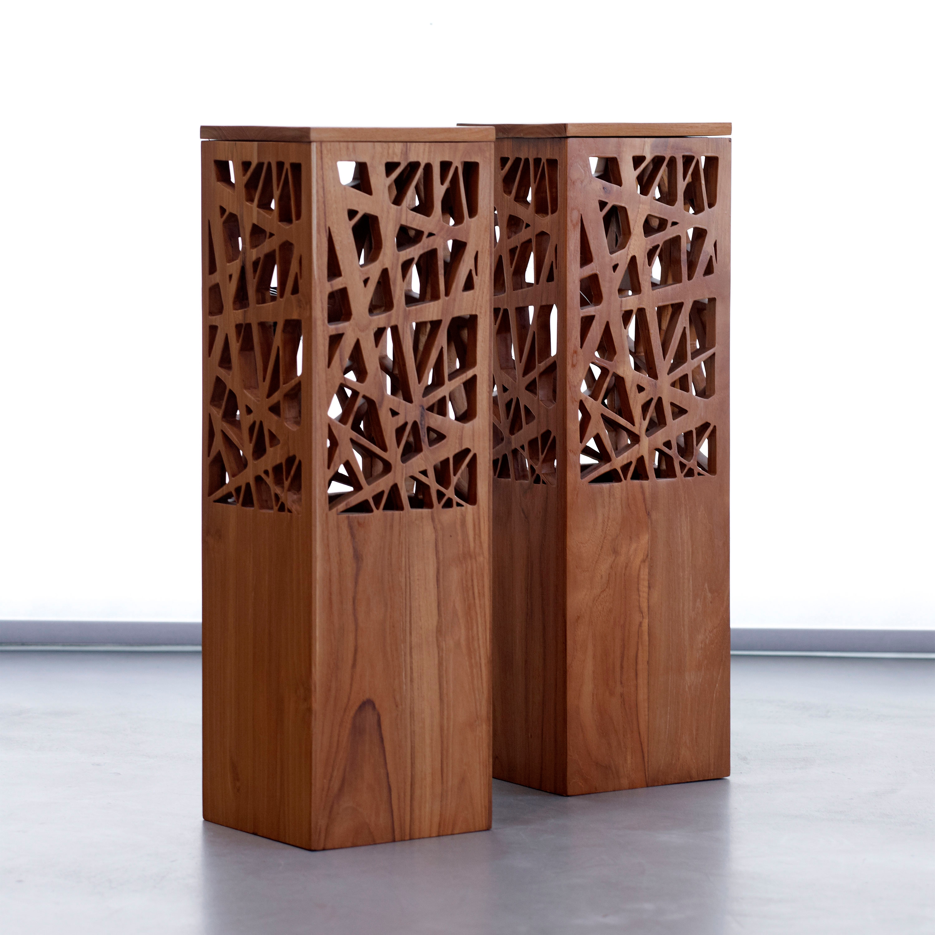 Mostra il prodotto mary's objects mood | Lazer Candle Holder - teak del produttore MARY&