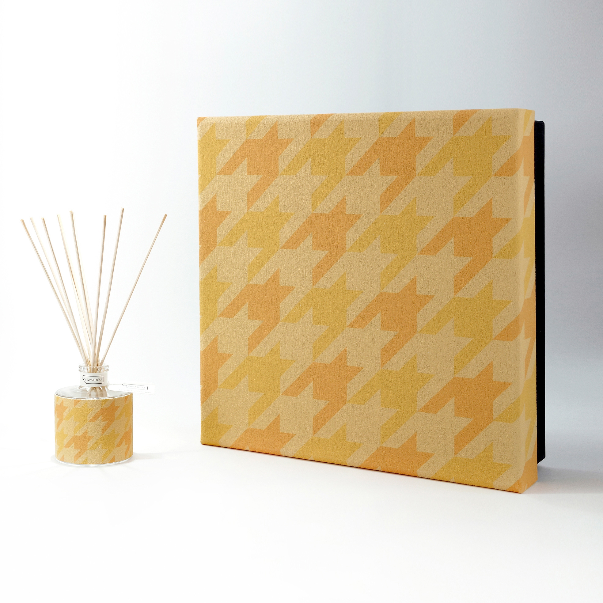 Display product De-sign | Premium Uva e Mirtilli from manufacturer IWISHYOU