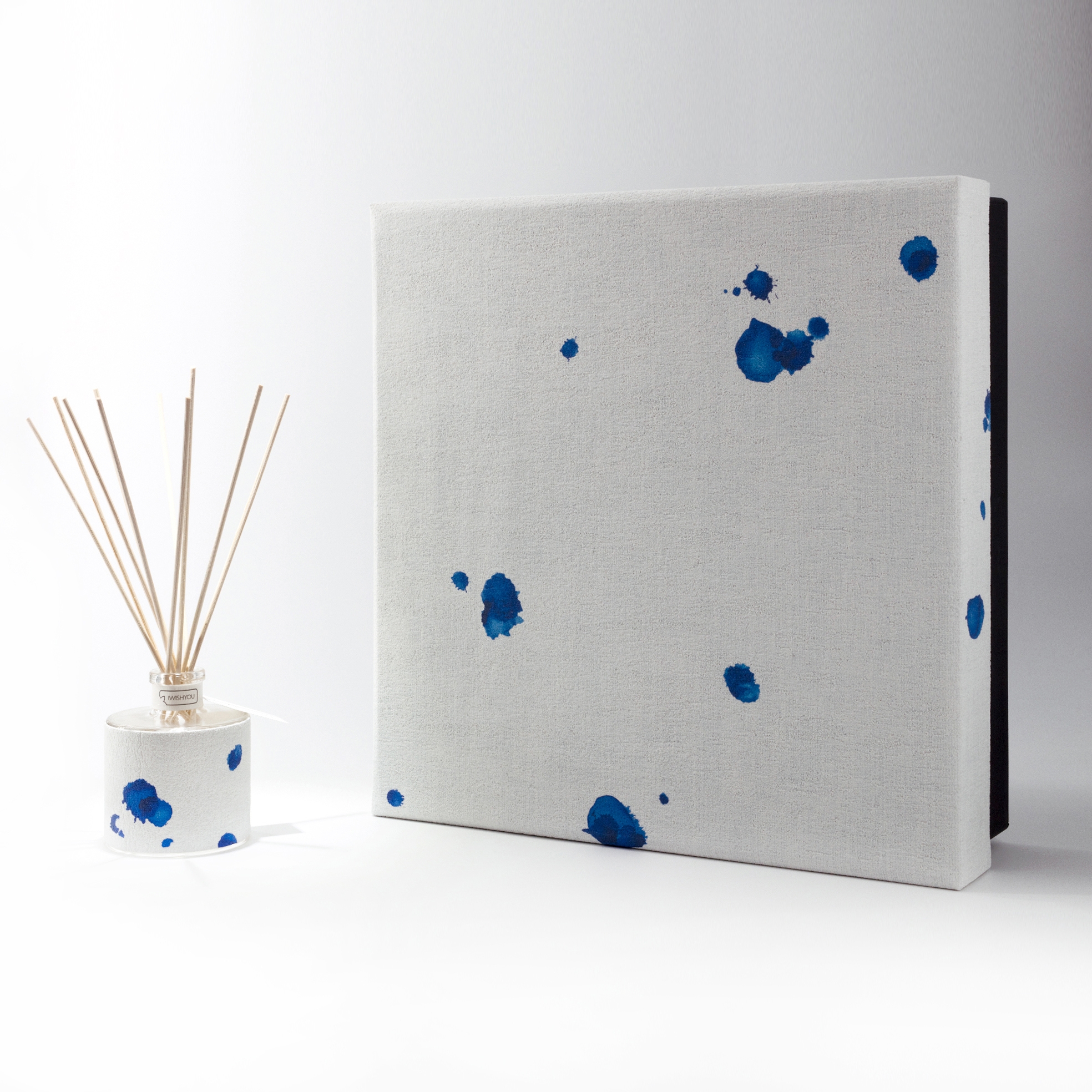 Display product Delft Blue | Premium Tabacco e Agrumi from manufacturer IWISHYOU