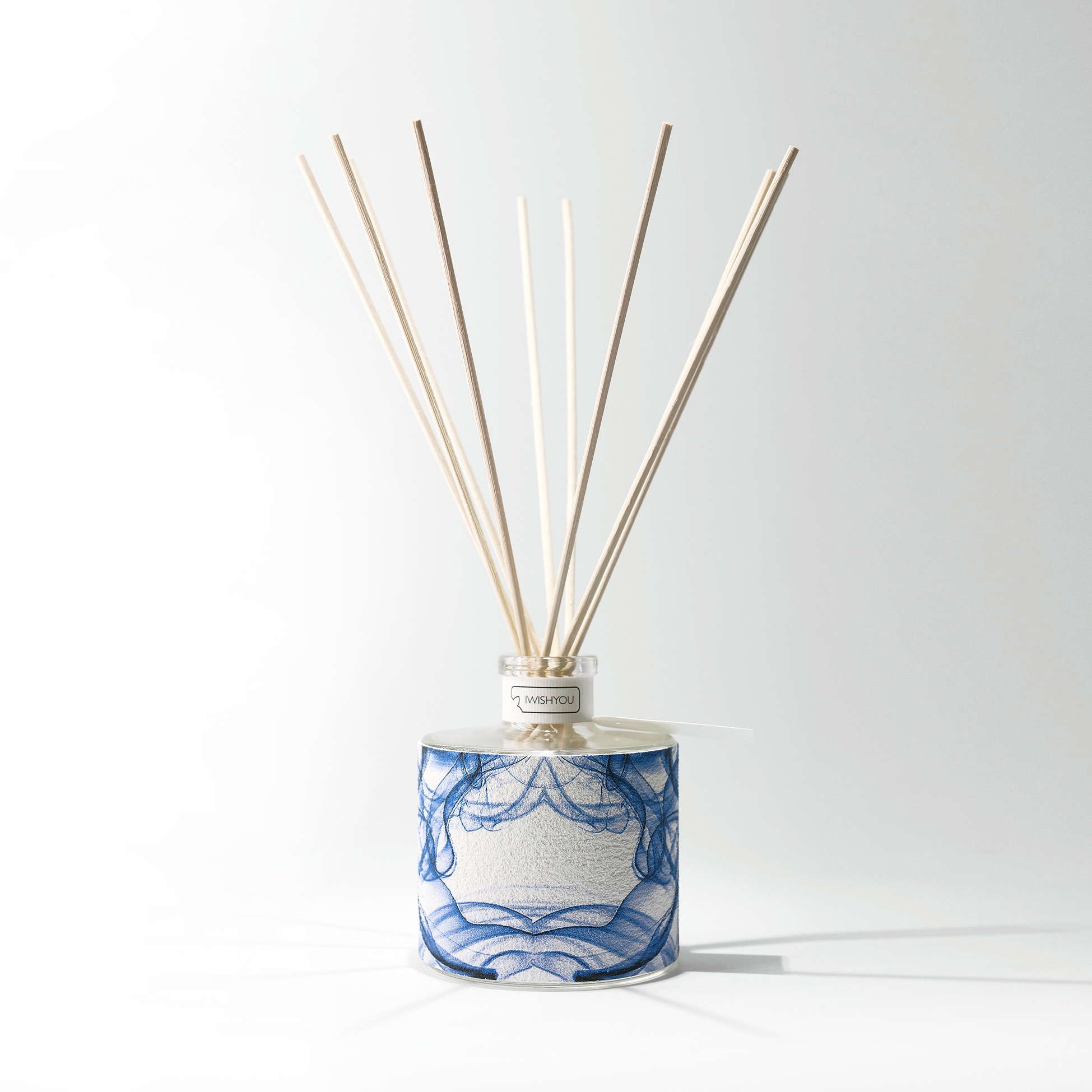 Mostra il prodotto FORME D'ARIA | Prestige Uva e Mirtilli del produttore IWISHYOU