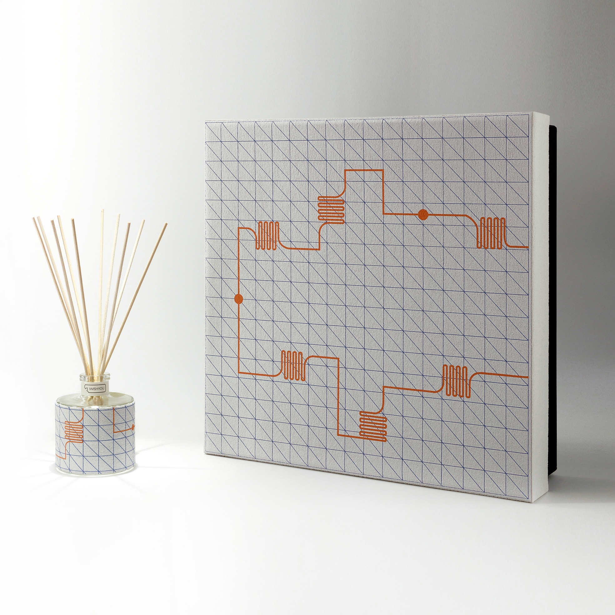 Mostrar el producto Grafismi & Scenari | Premium Uva e Mirtilli del fabricante IWISHYOU