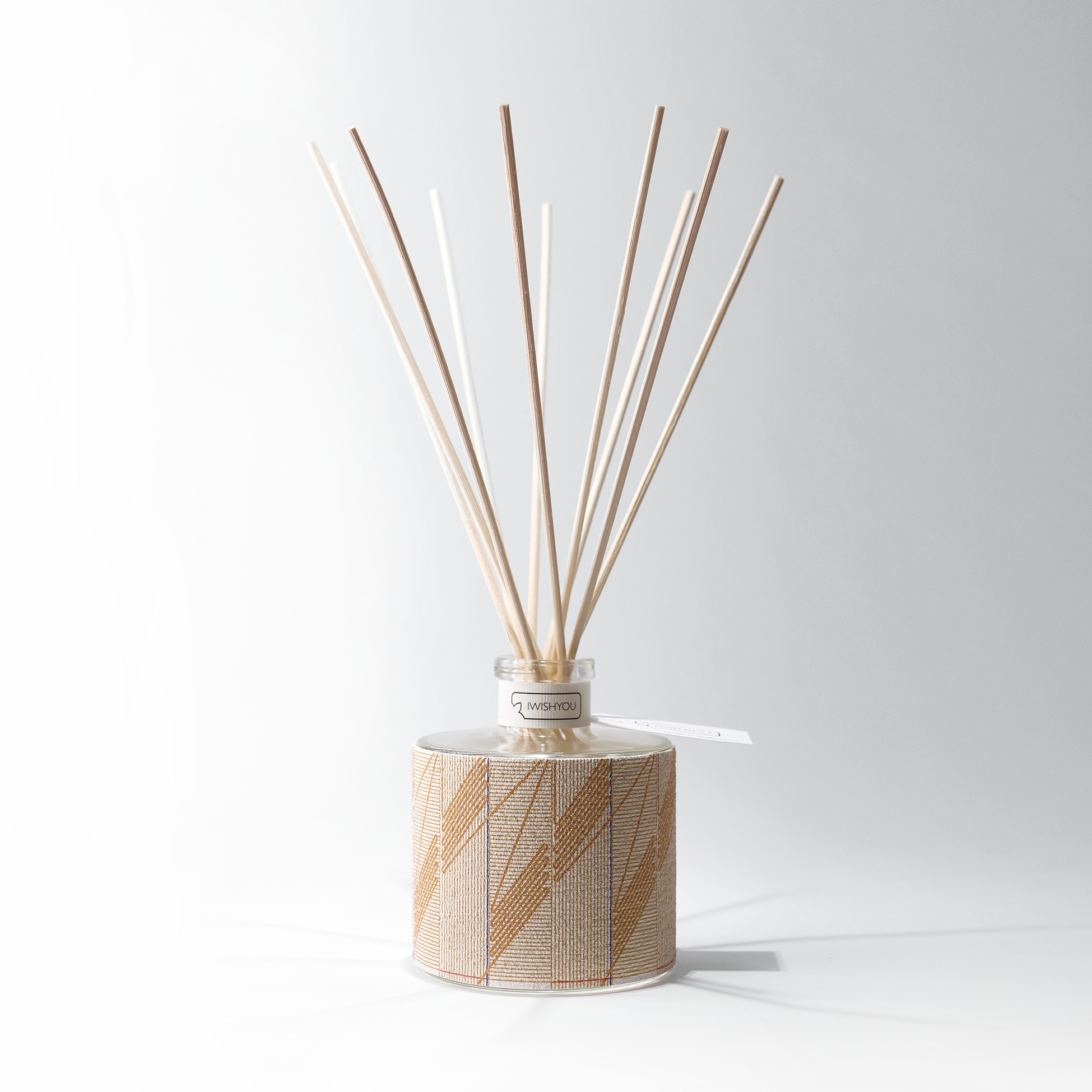 Mostra il prodotto Grafismi & Scenari | Prestige Tabacco e Agrumi del produttore IWISHYOU