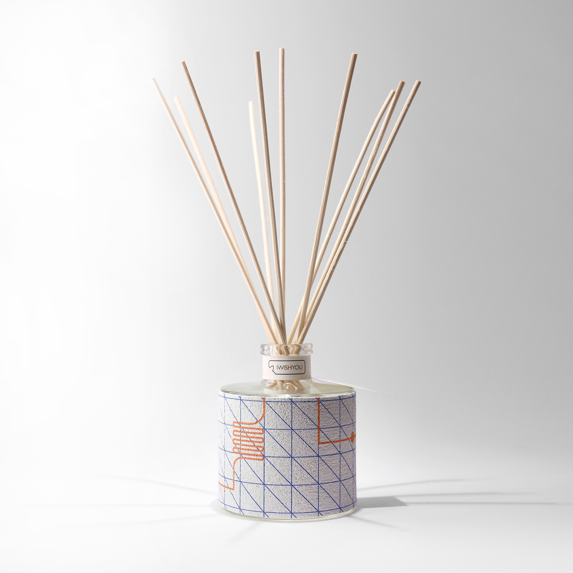 Mostra il prodotto Grafismi & Scenari | Prestige Uva e Mirtilli del produttore IWISHYOU
