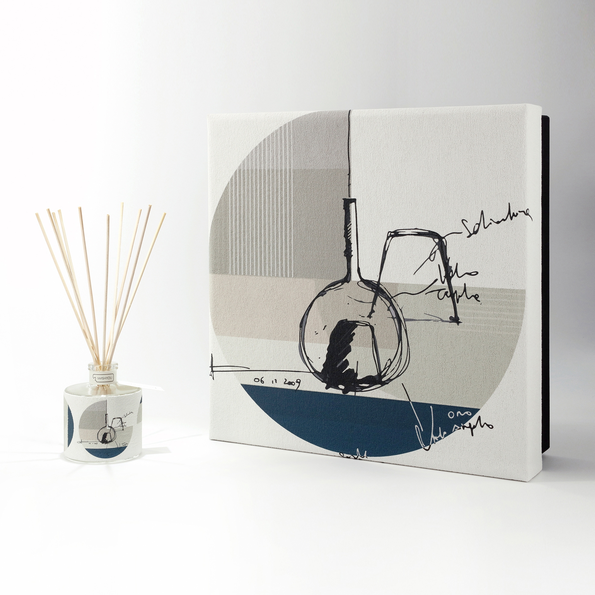 Mostra il prodotto SKETCH | Premium Uva e Mirtilli del produttore IWISHYOU