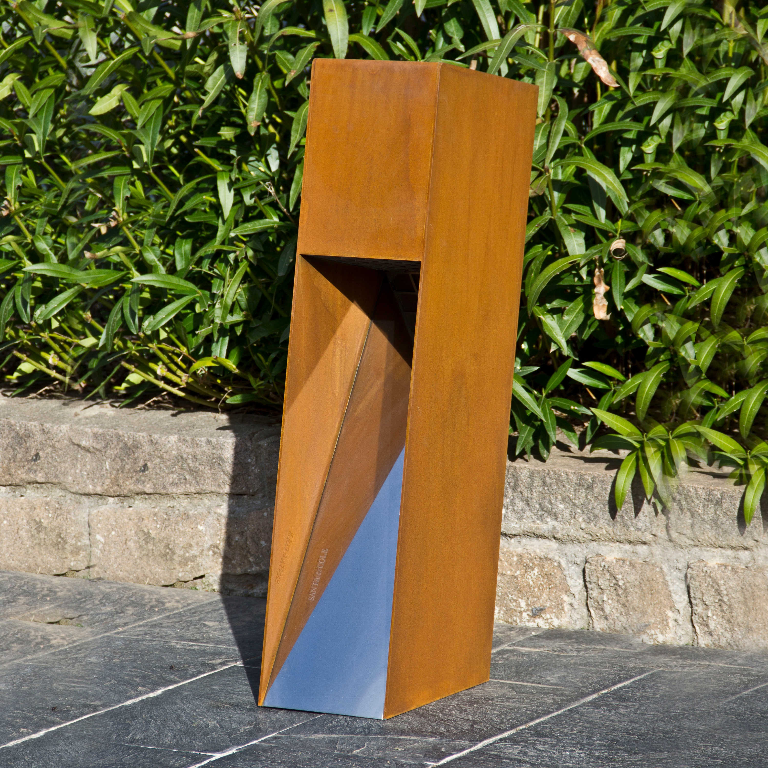 Display product Área | Urban pathway lights from manufacturer Urbidermis