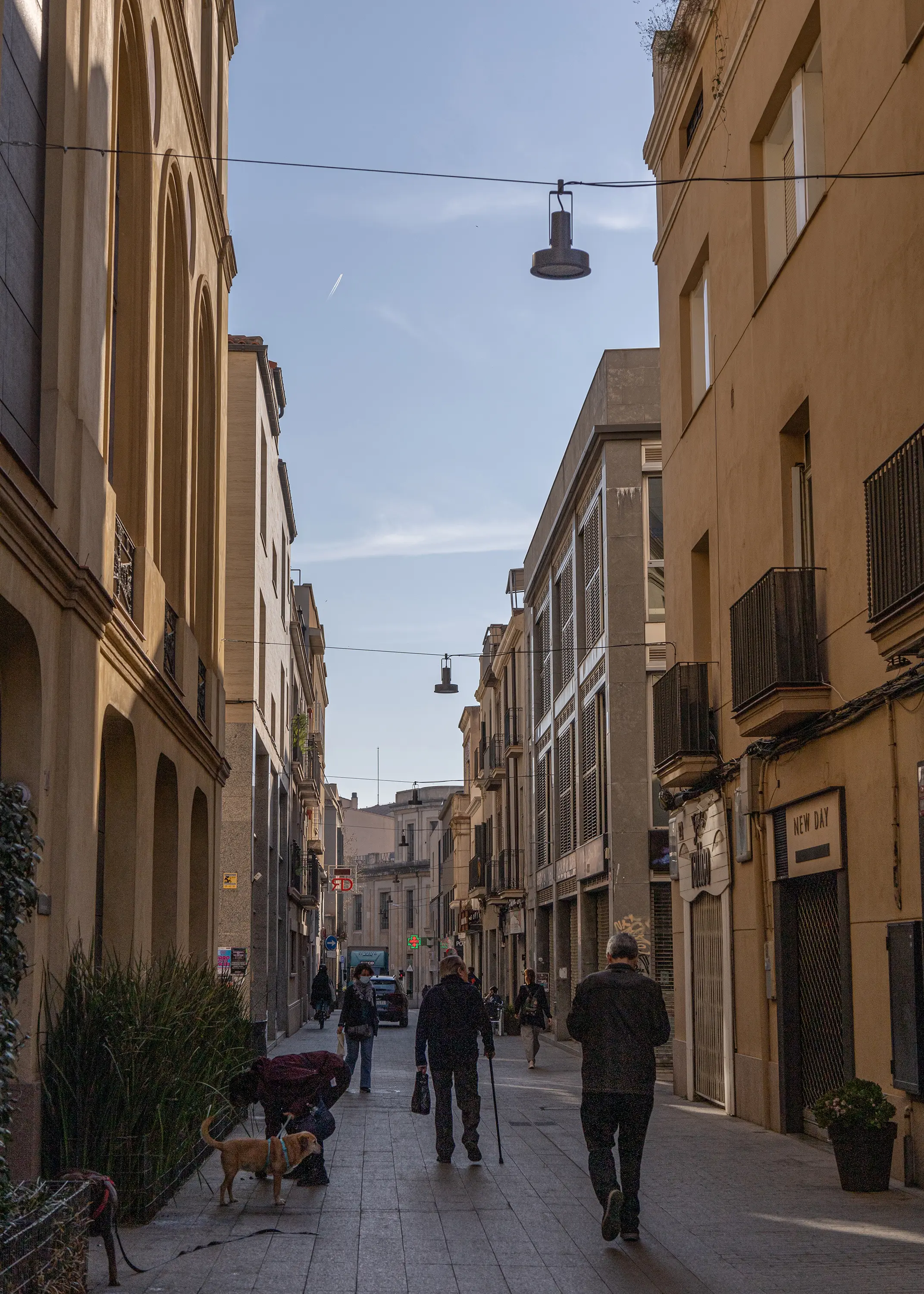 Urbidermis - Arne | Iluminación en catenaria
