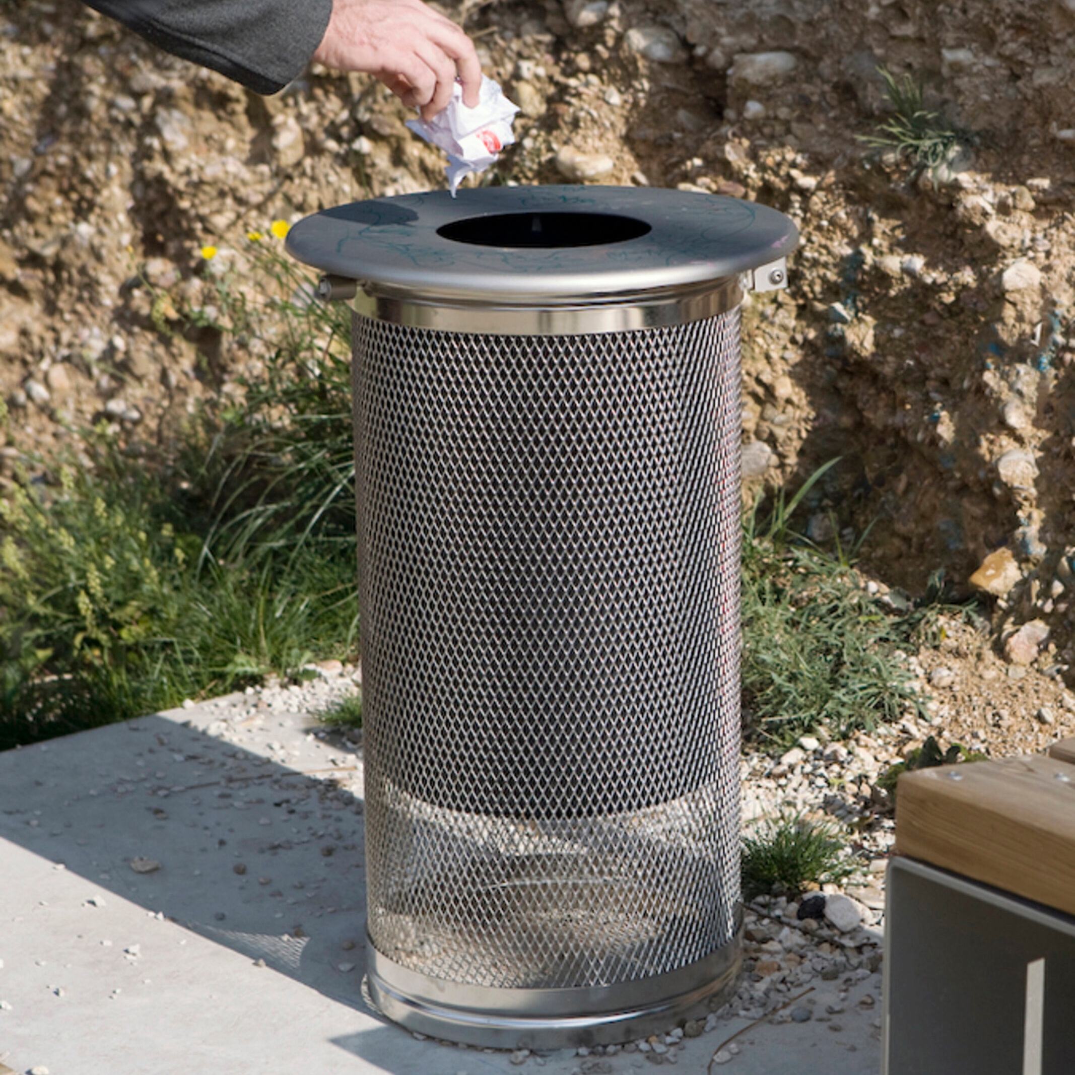 Vertoon produk Maya | Litter bin van vervaardiger Urbidermis
