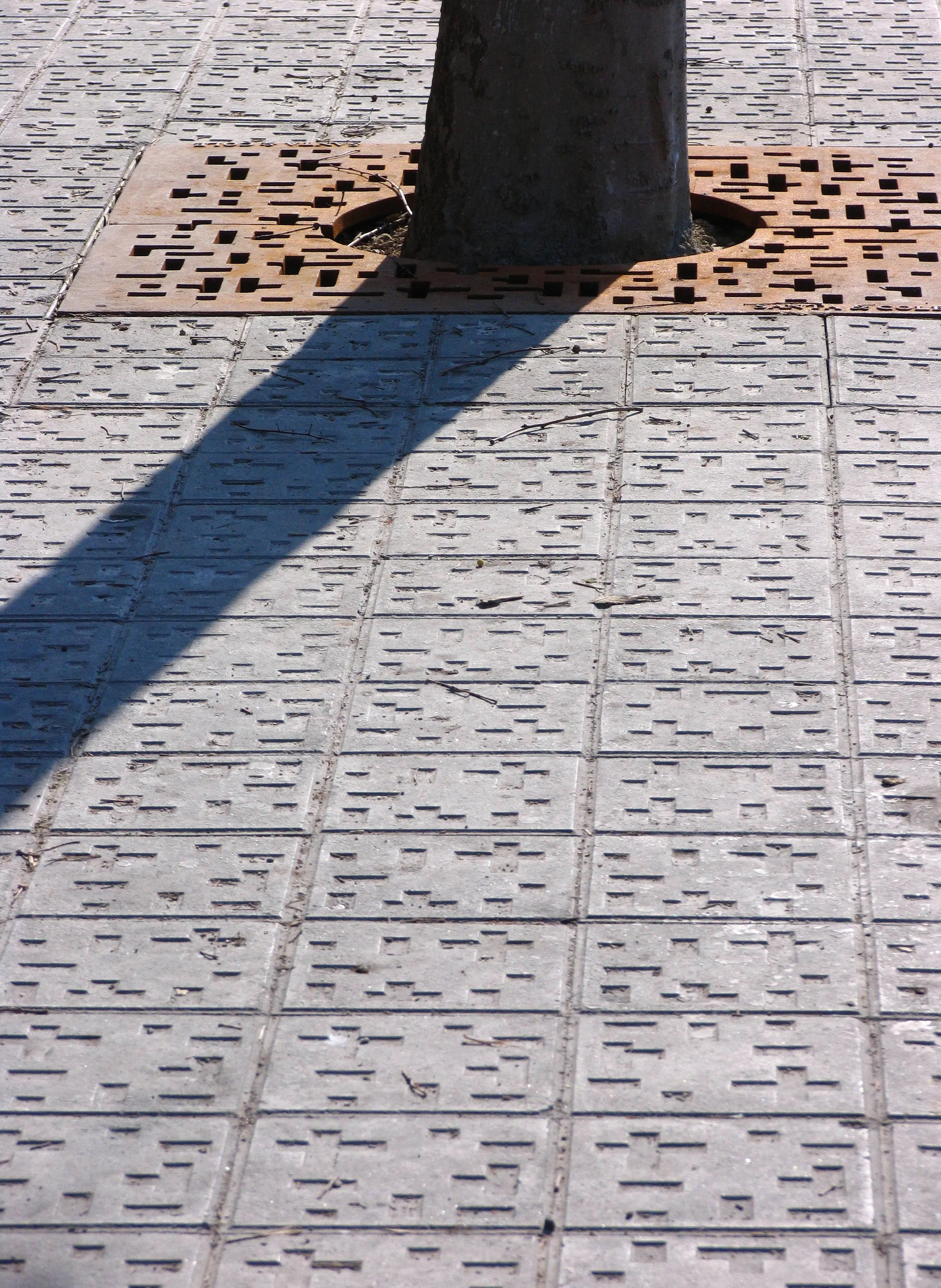 Urbidermis - Mondrian | Tree grate