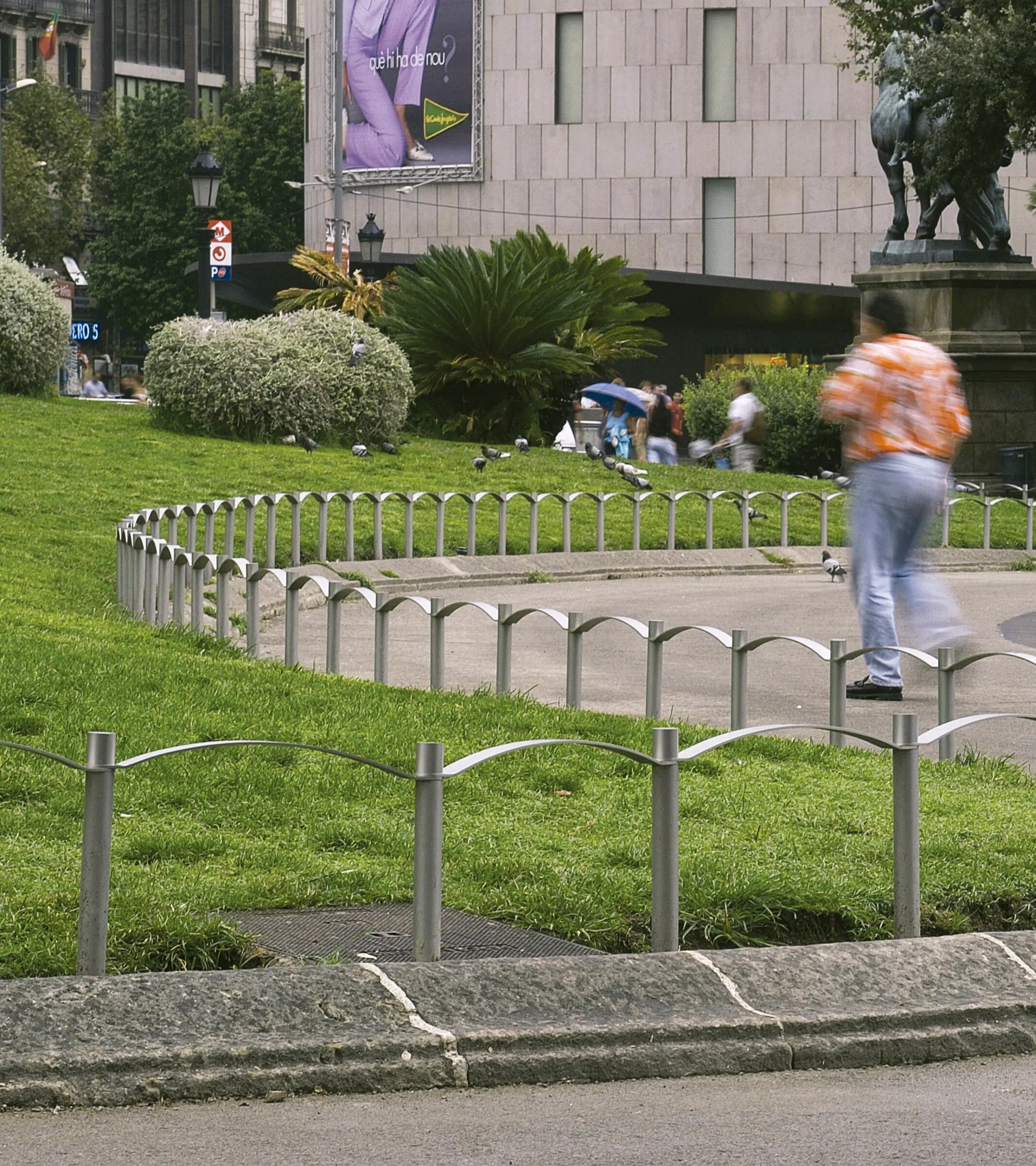 Urbidermis - Robert | Limit