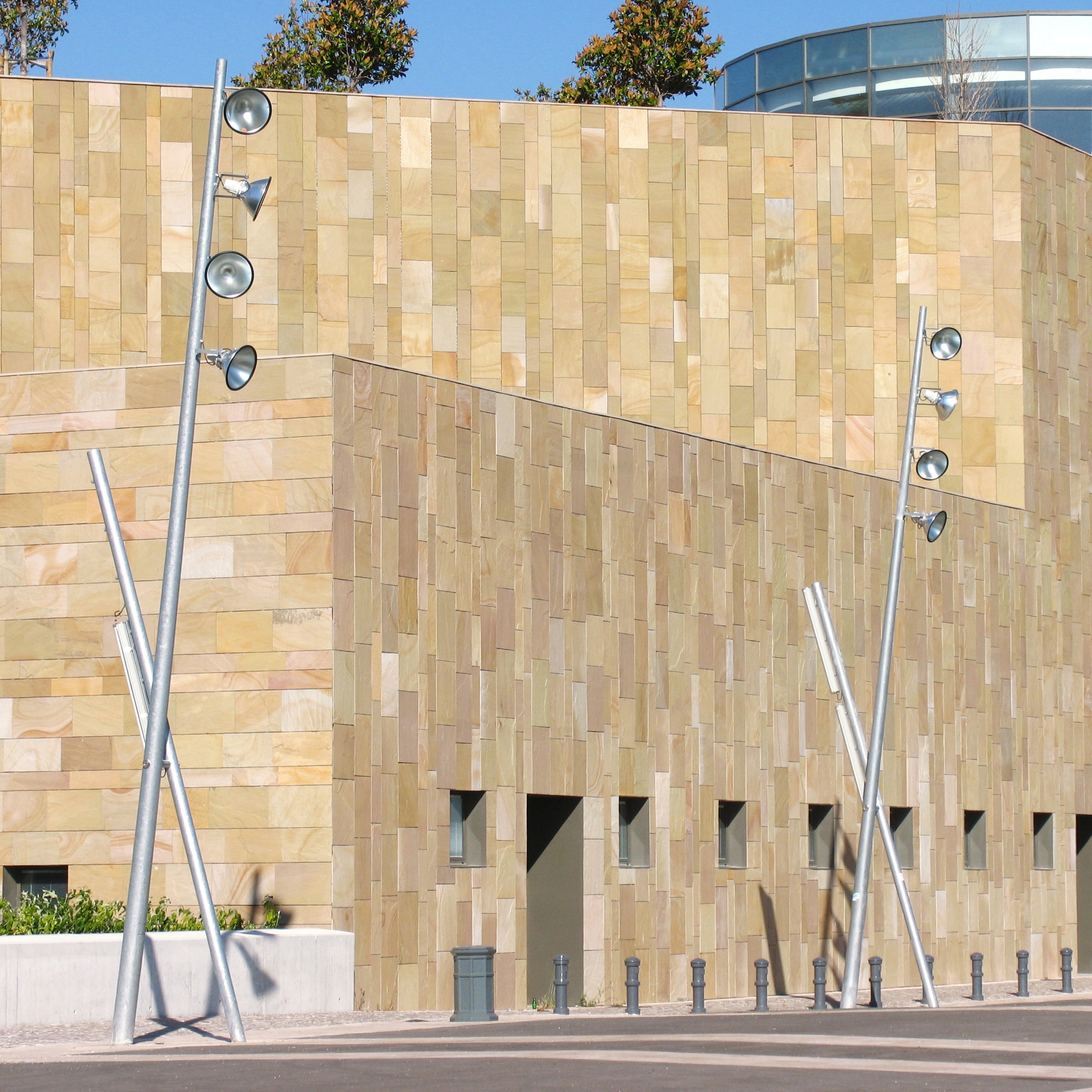 Mostra il prodotto Sara | Urban lighting del produttore Urbidermis