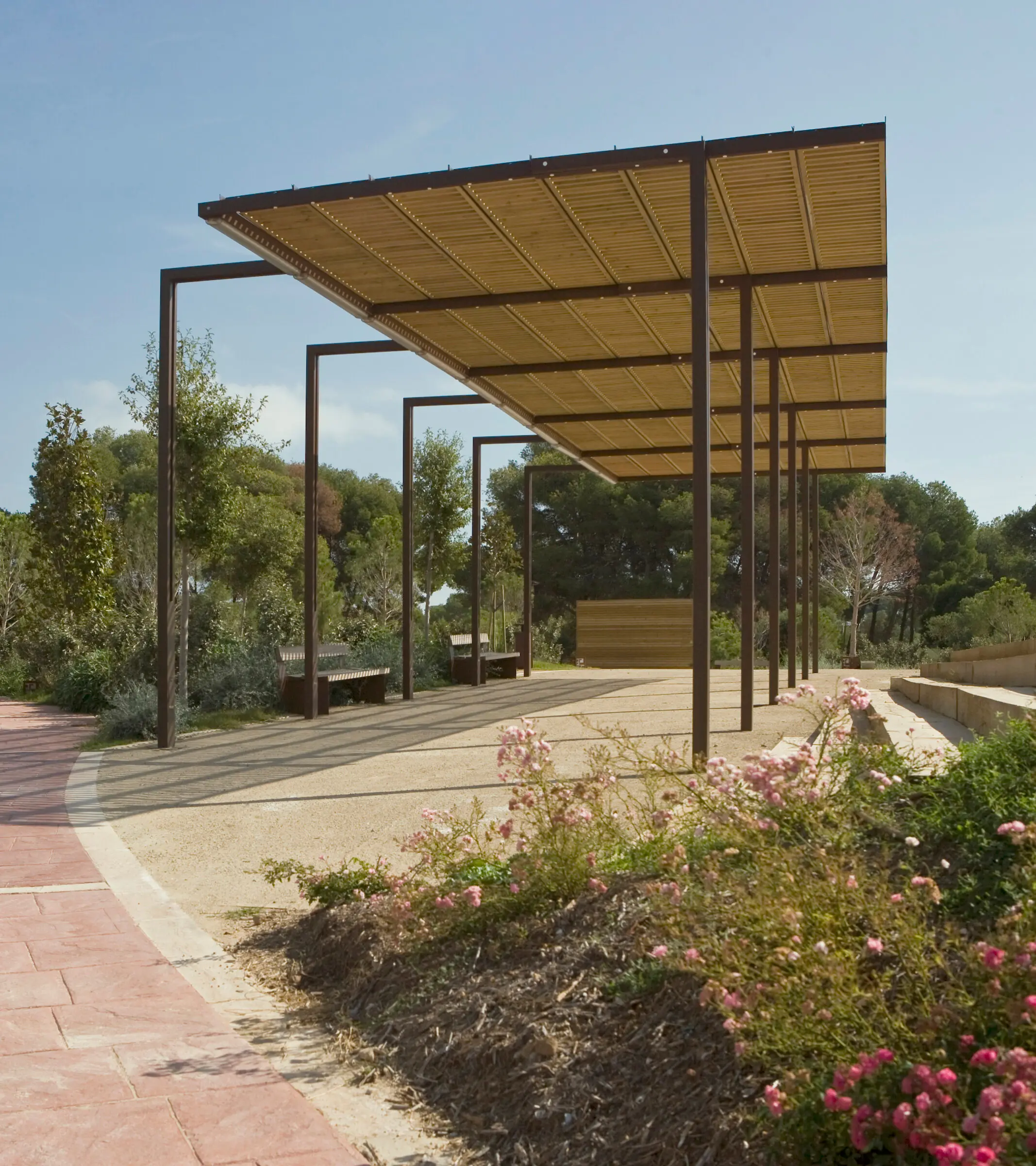 Urbidermis - Vía Láctea | Pérgola