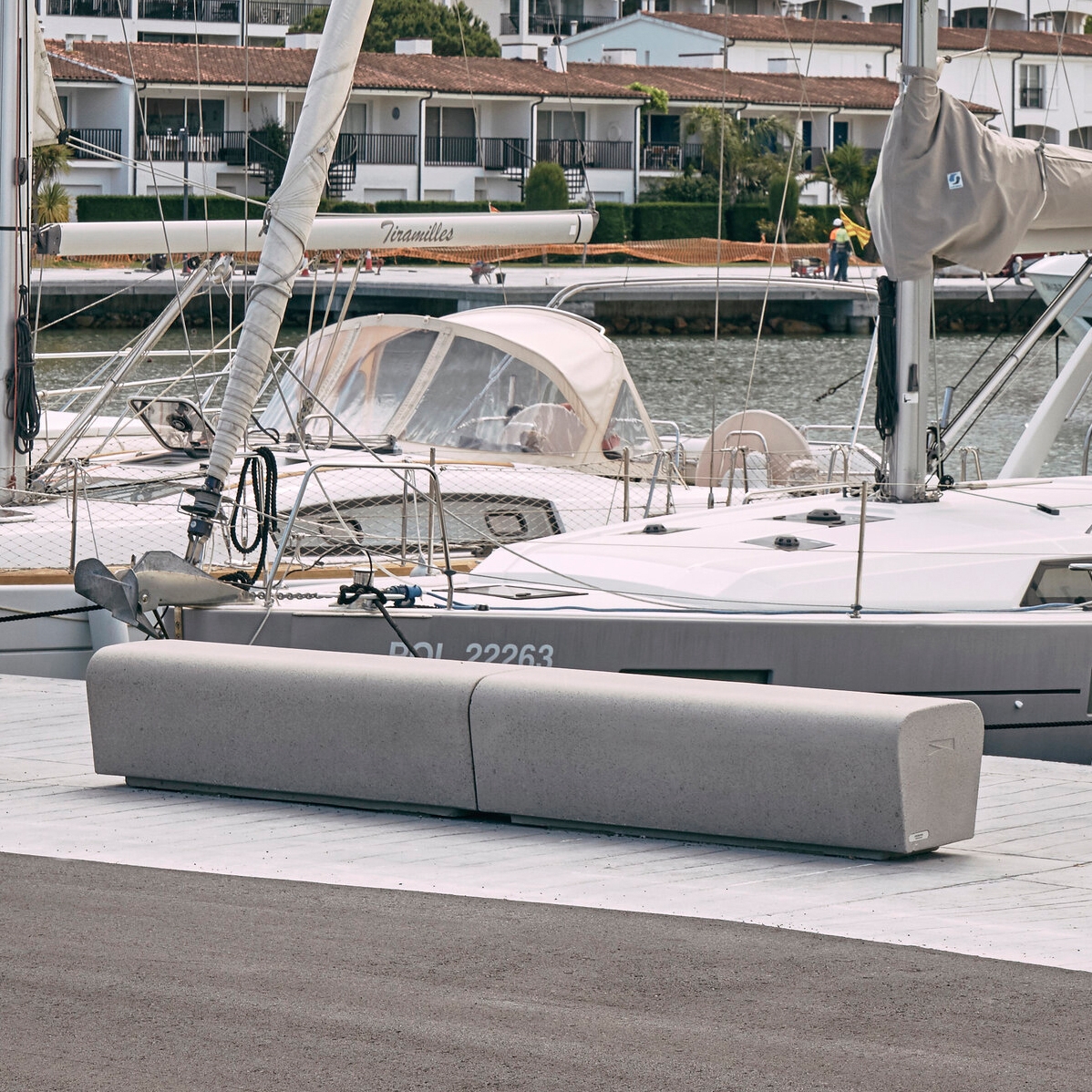 Afficher le produit Aro | Banc du fabricant Urbidermis