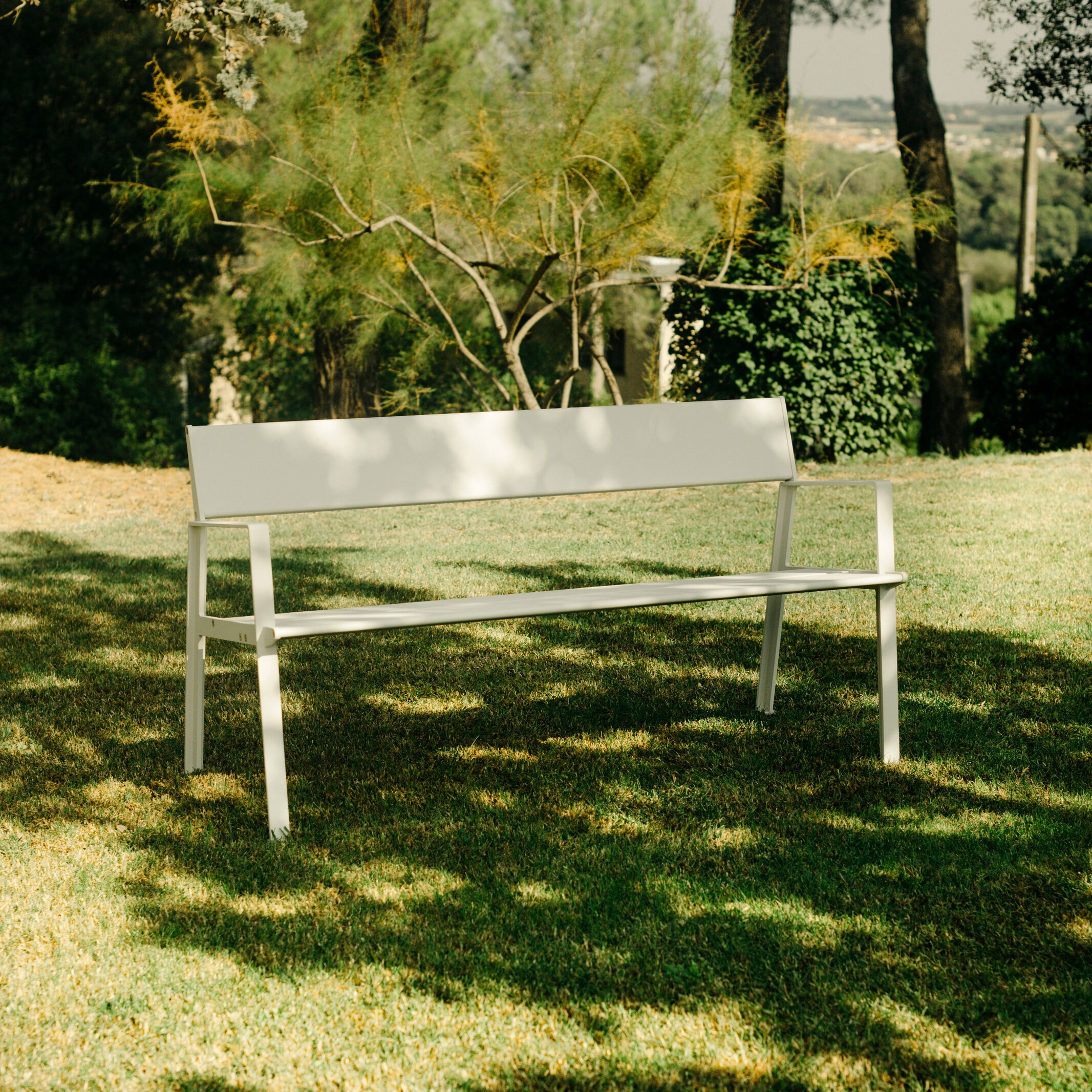 Display product Basic | Outdoor Bench from manufacturer Urbidermis
