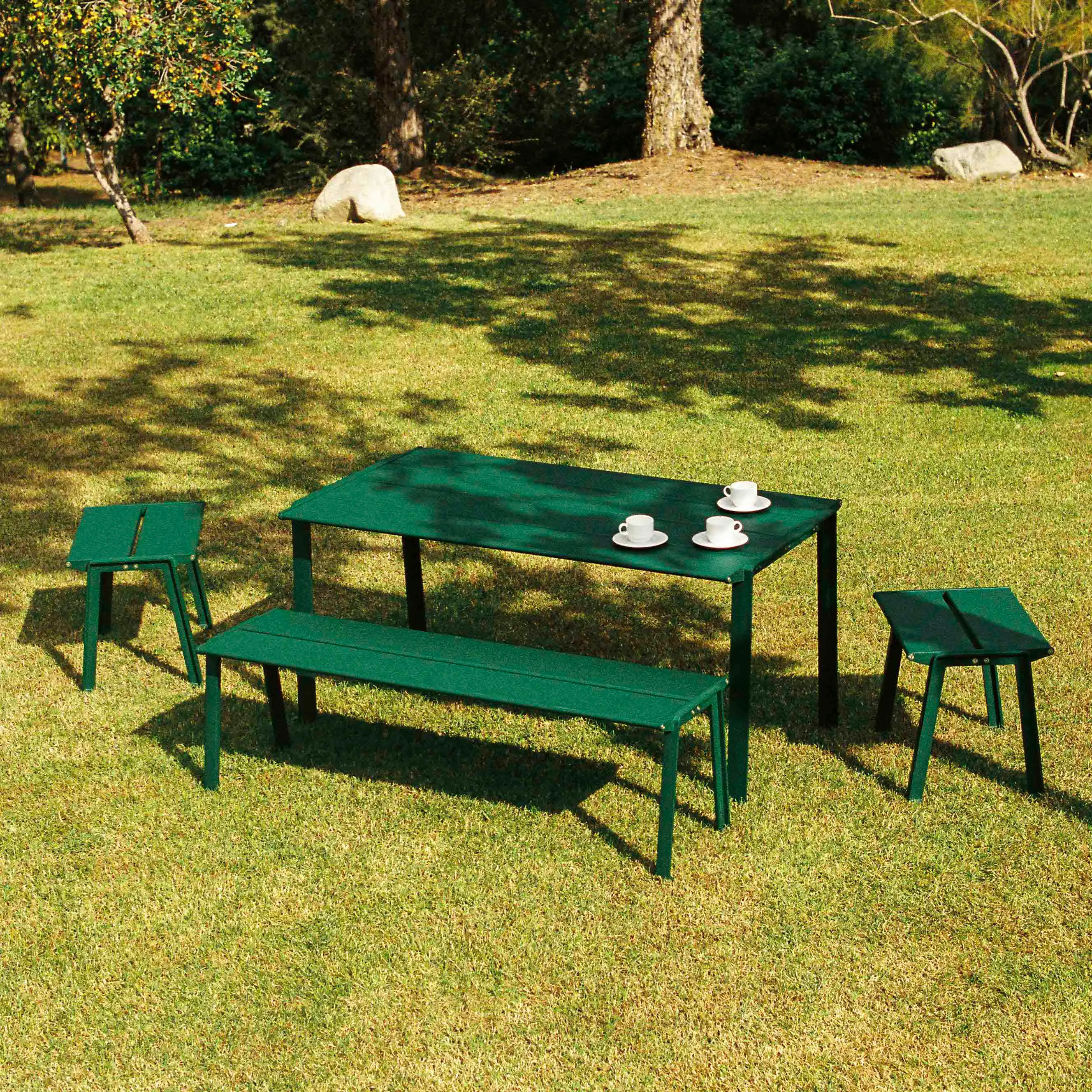 Urbidermis - Basic | Outdoor table