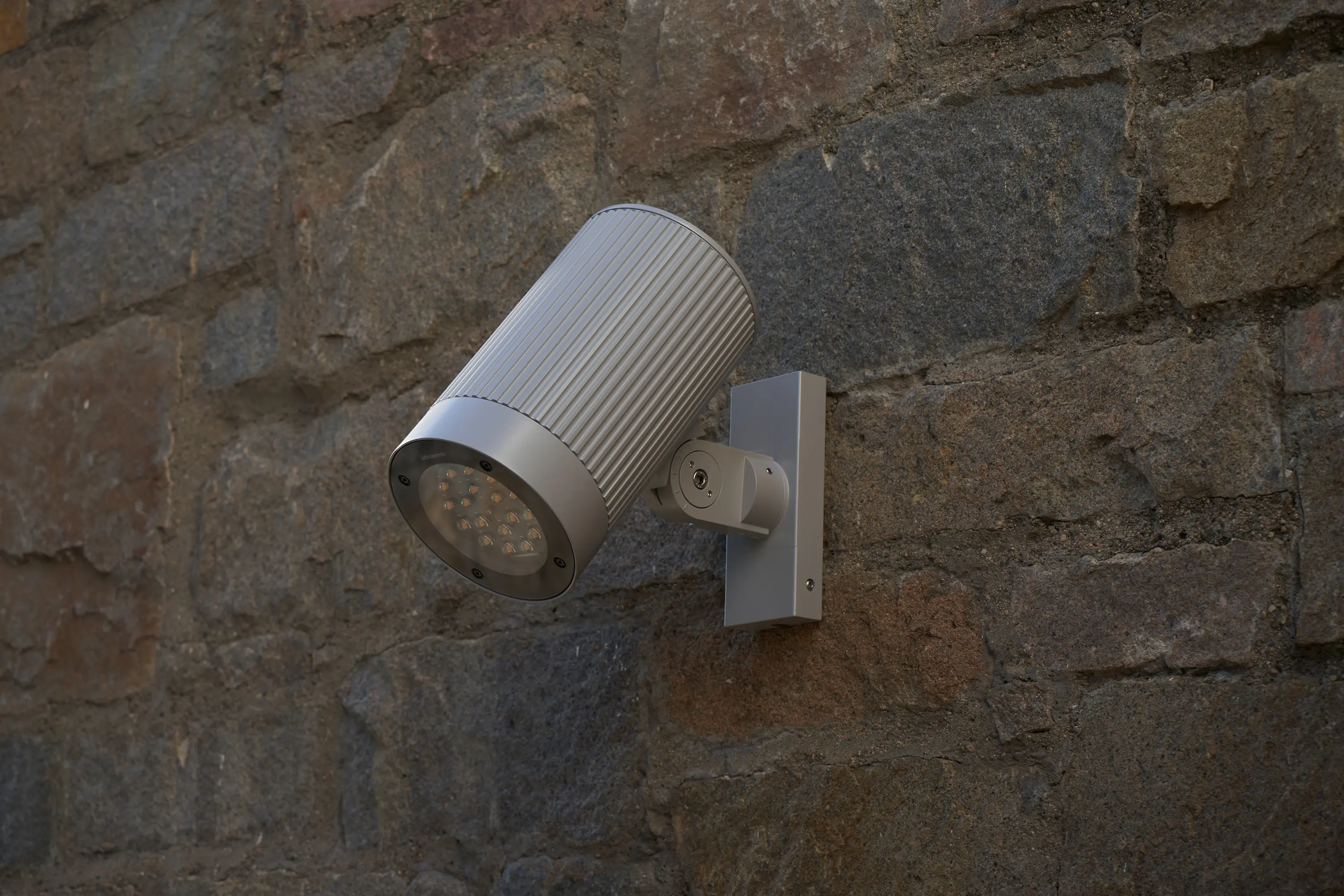 Urbidermis - Gunnar | Wall-mounted lighting