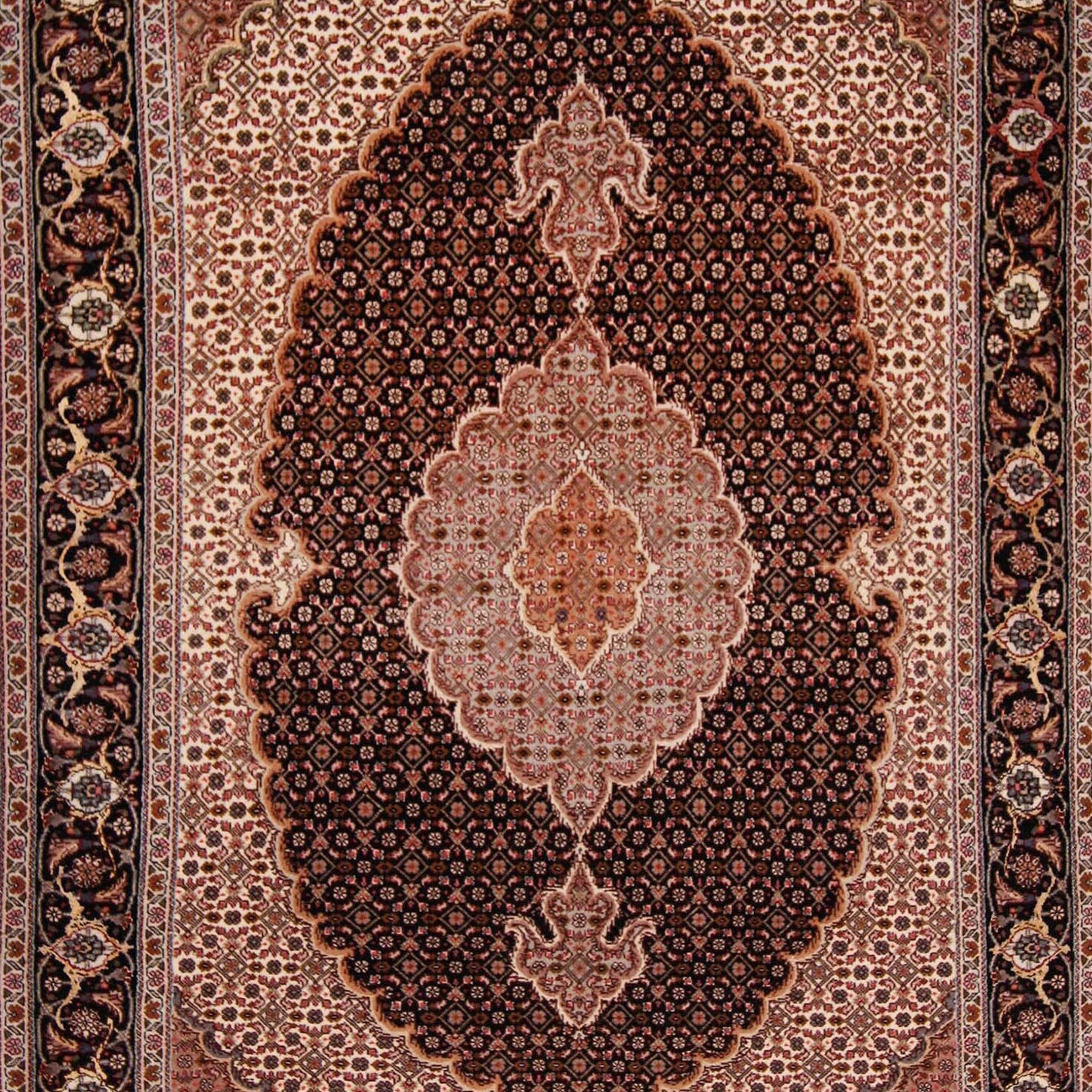 Display product Tabriz 50 Raj Fine from manufacturer Knotique