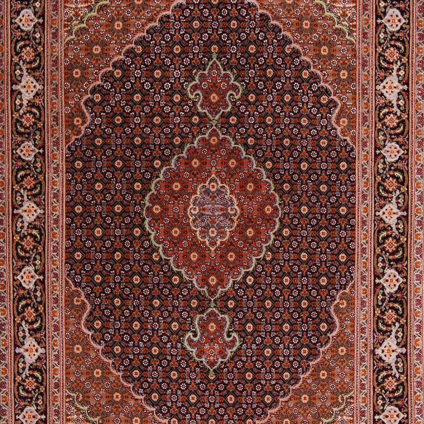 Display product Tabriz 50 Raj Fine Mahi from manufacturer Knotique