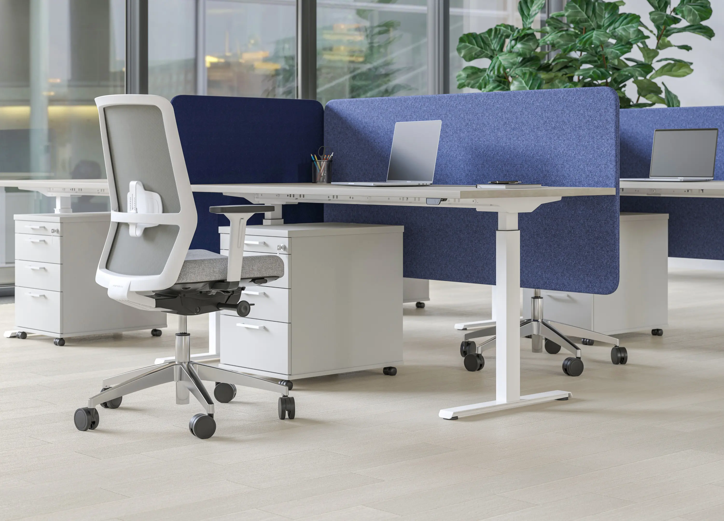 Narbutas - B-Active Sit-Stand Desks