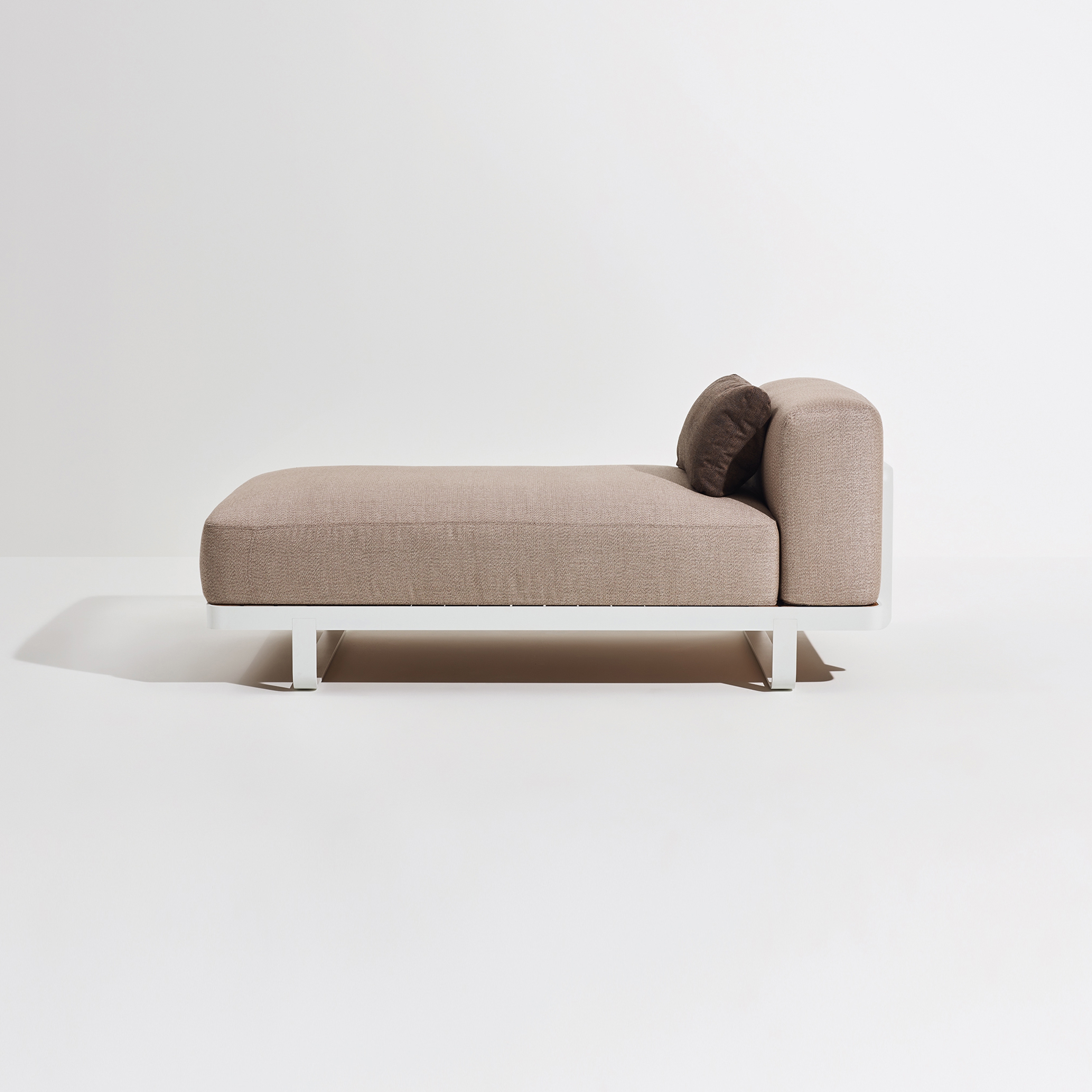 Display product Makemake | Modular Sofa - Module D from manufacturer Terraforma